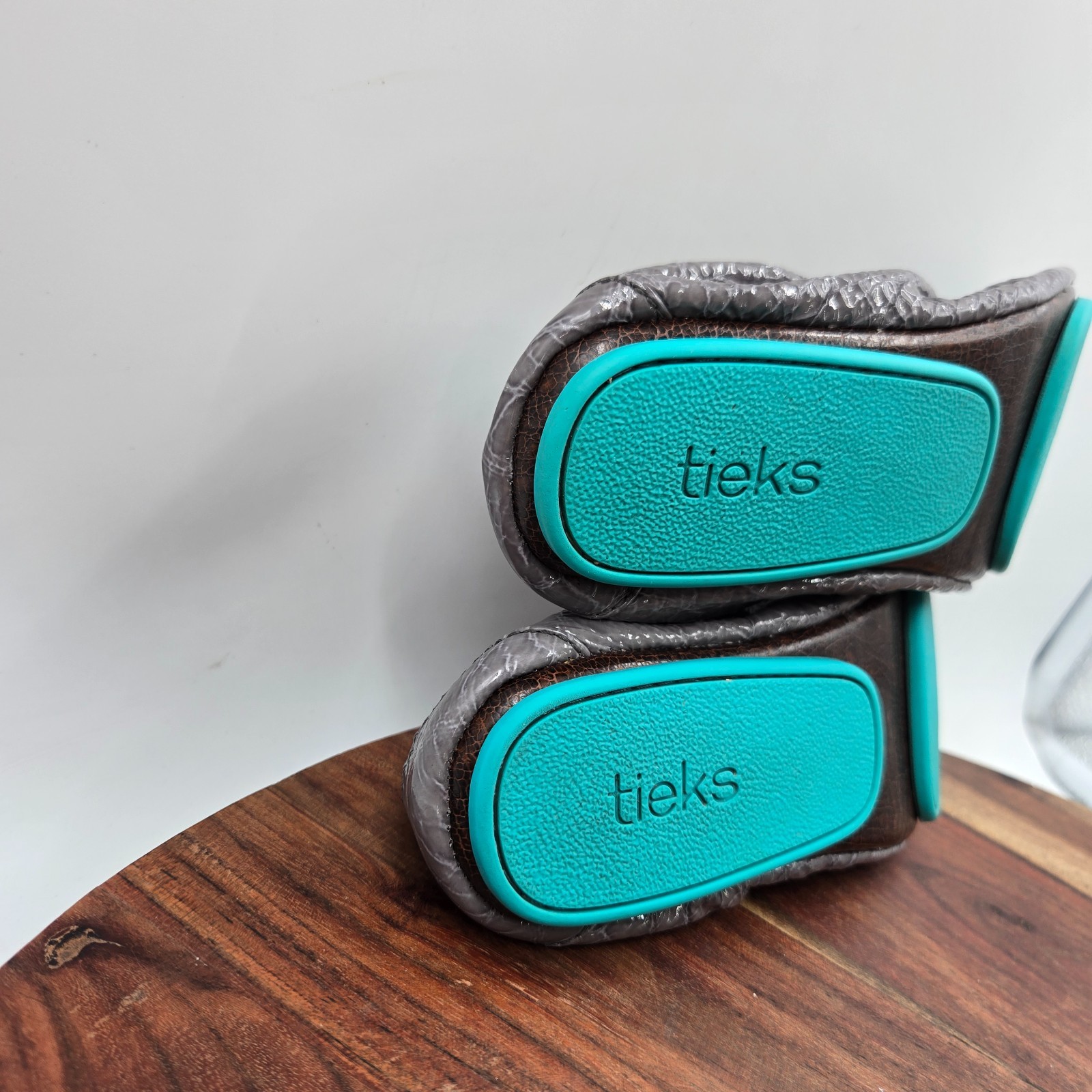 Tieks Ballet Flat Shoes Womens 6 Slate Grey Croc Patent Leather Loafers Foldable