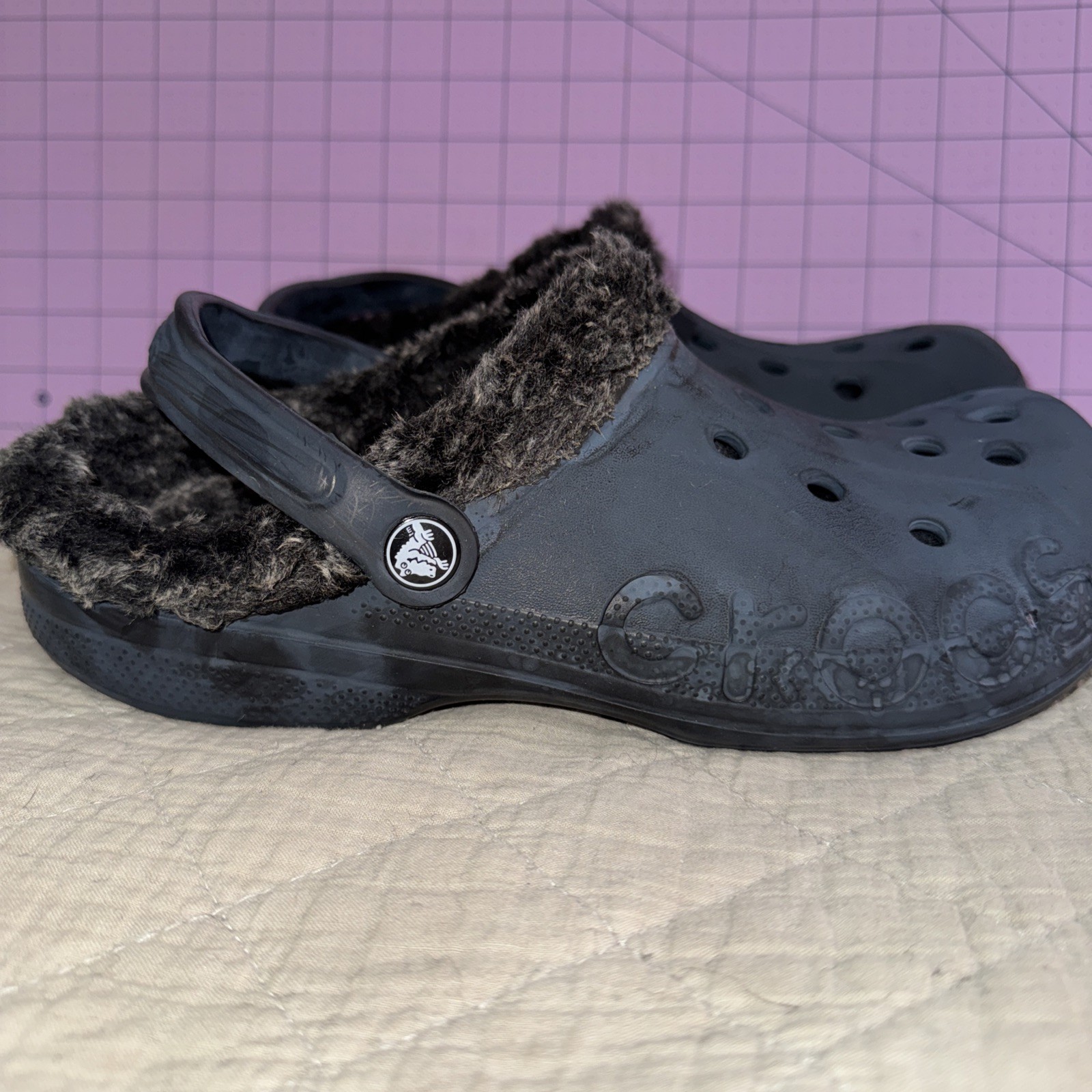 Dual Comfort Fleece Lined Crocs Gray Unisex M 10 W 12
