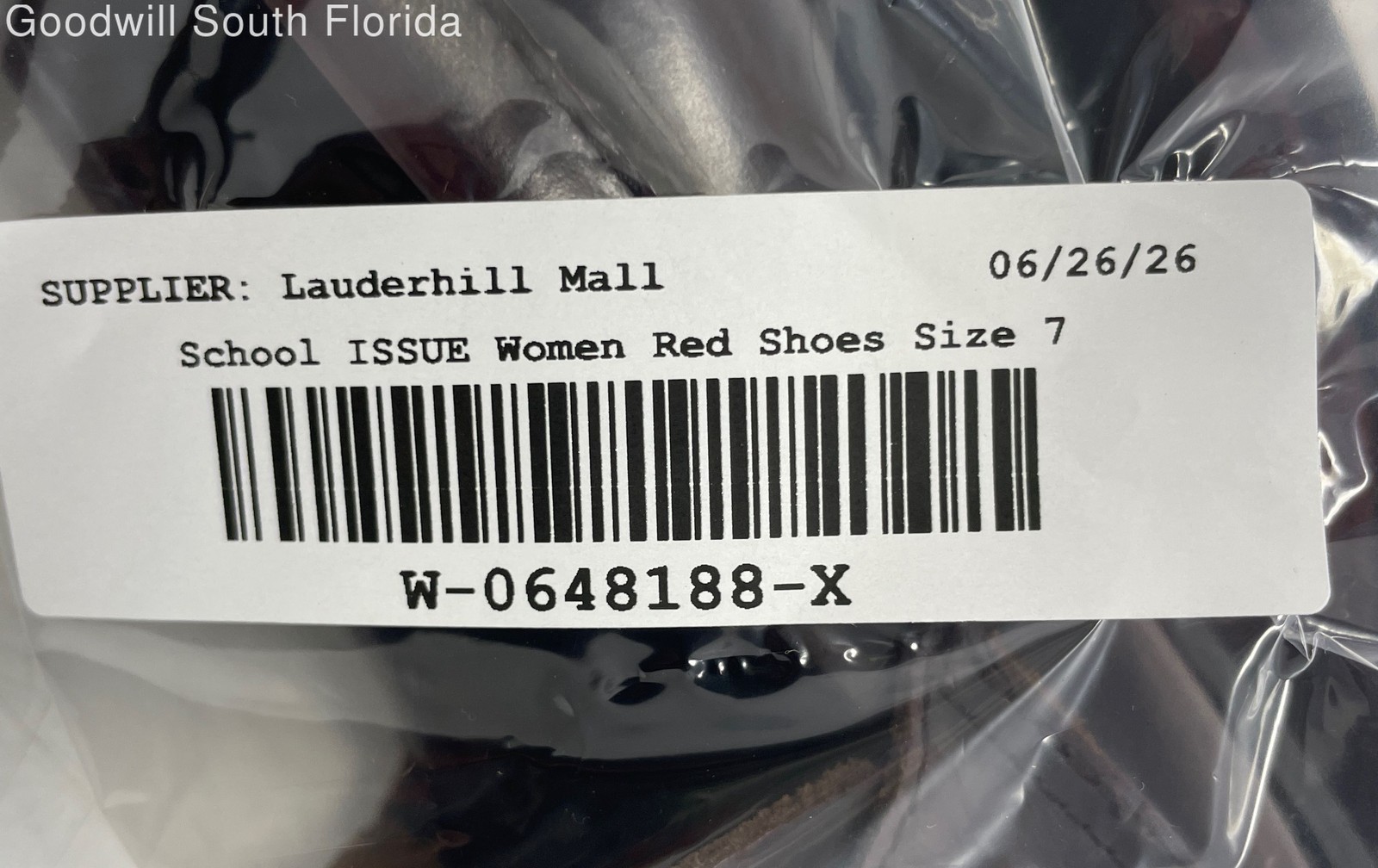 School Issue Womens Ivy Red Leather Moc Toe Slip-On Penny Loafer Shoes Size 7 W