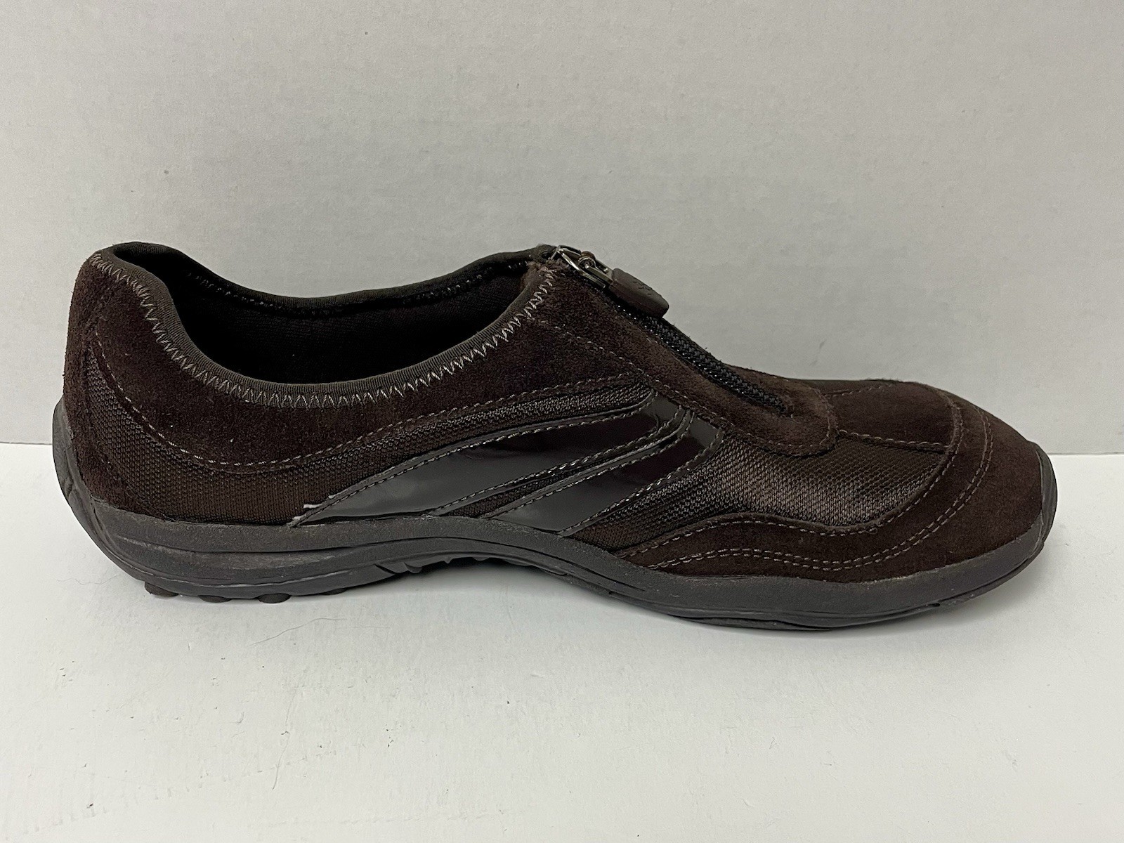 Women’s Size 8 Naturalizer Casual Shoes Brown Zip ,Leather & Man Made, EUC
