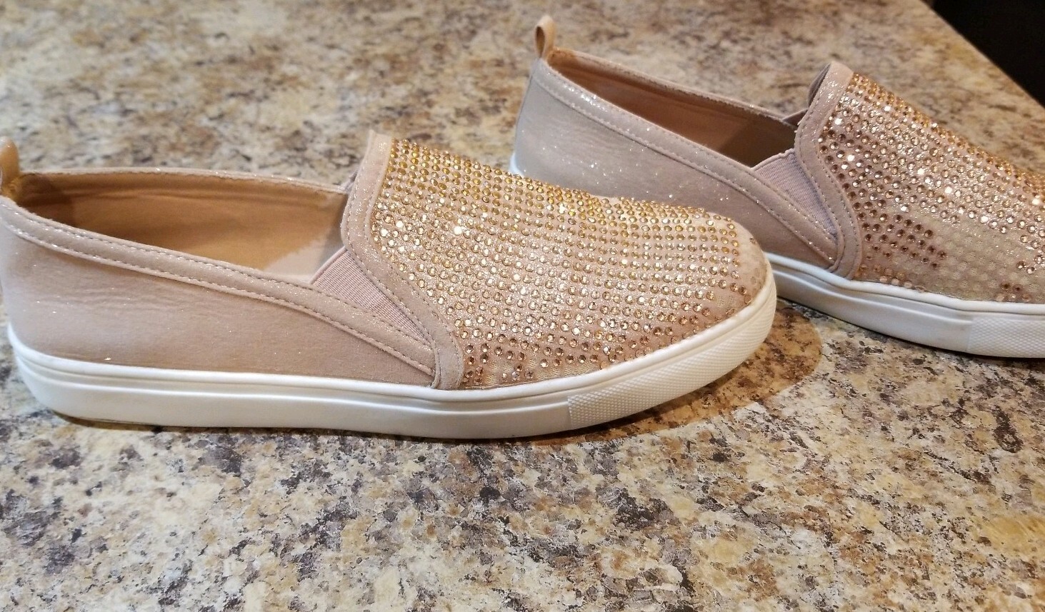 Carlos by Carlos Santana Women’s Sutton Sneaker, 7.5 Rose Gold Rhinestones