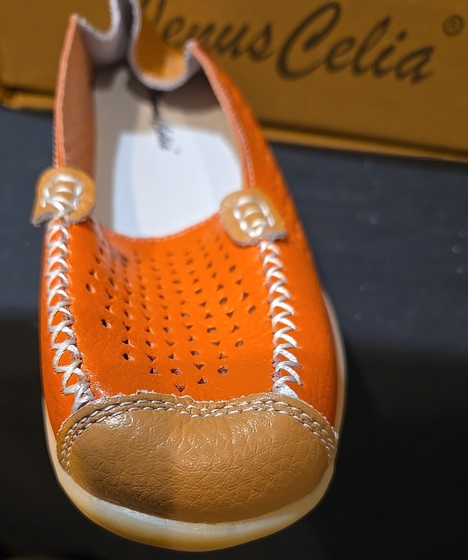 Venus Celia Concise Comfort Women’s Walking Loafers Orange Leather Size US 7 (M)