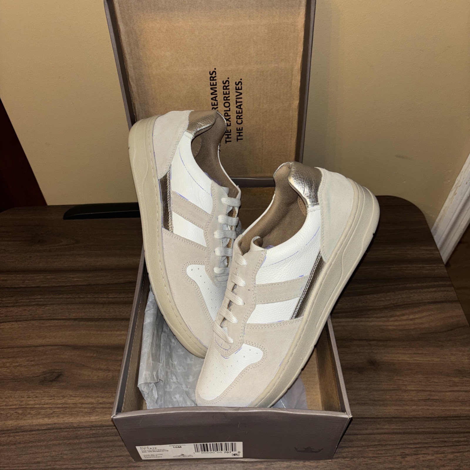 NIB Crown Vintage Tate Women 10 Leather Lace Up Sneakers White Gray Silver 41.5