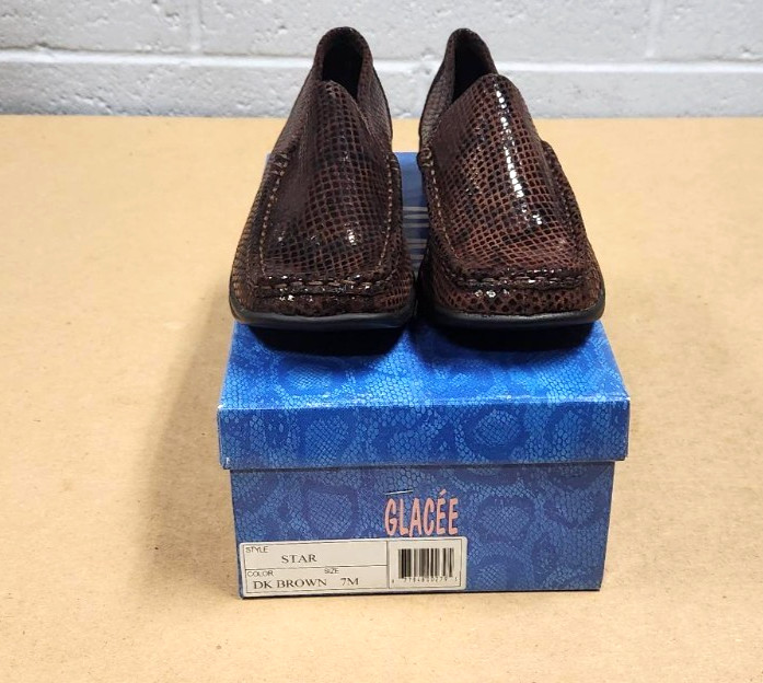 Glacee Star Women’s Snakeskin Pattern Leather Loafers Brown ~ US Size 7M