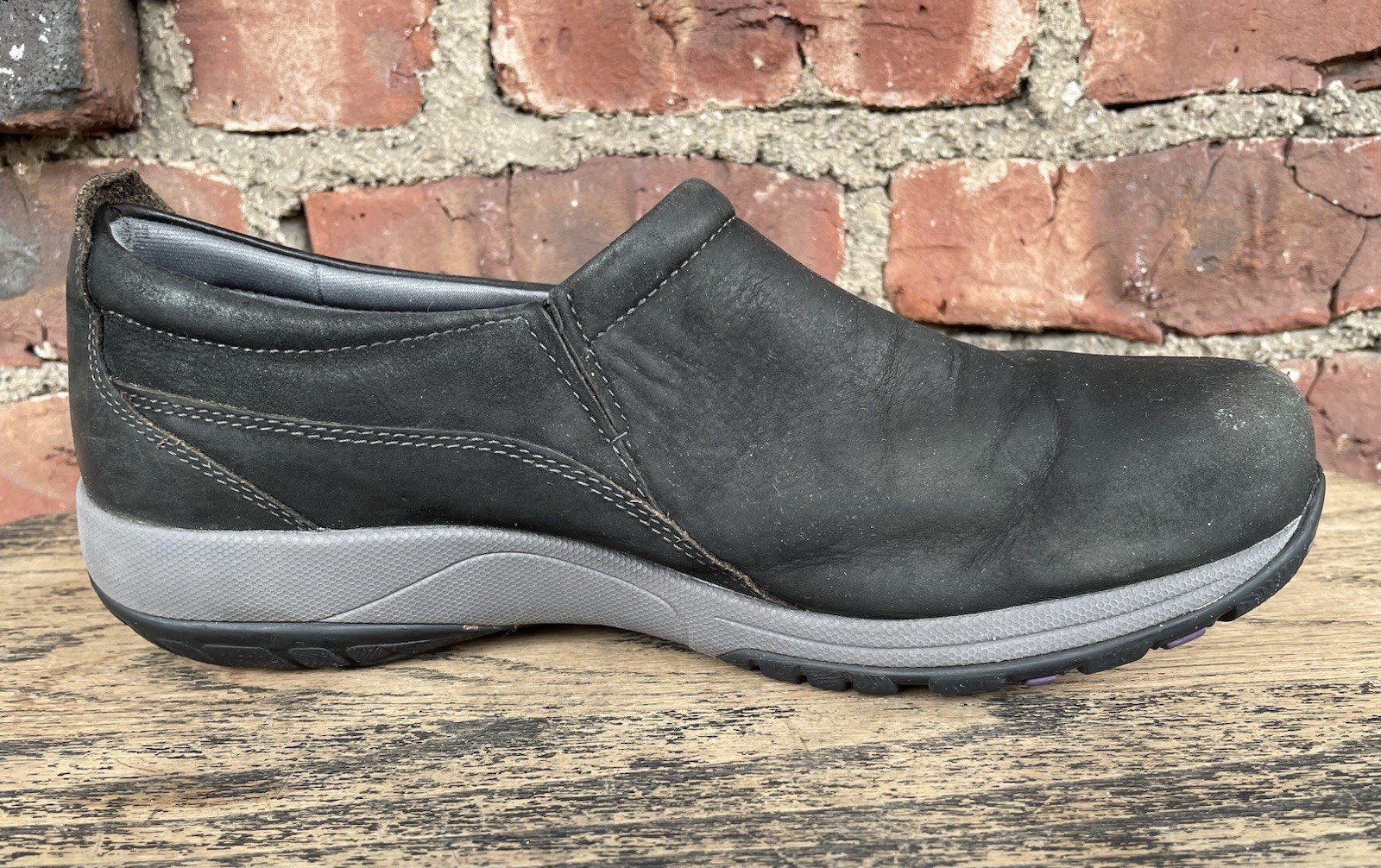 Dansko Patti Women’s Size 41 Black Nubuck Slip On Casual Shoe Loafer Vibram Sole