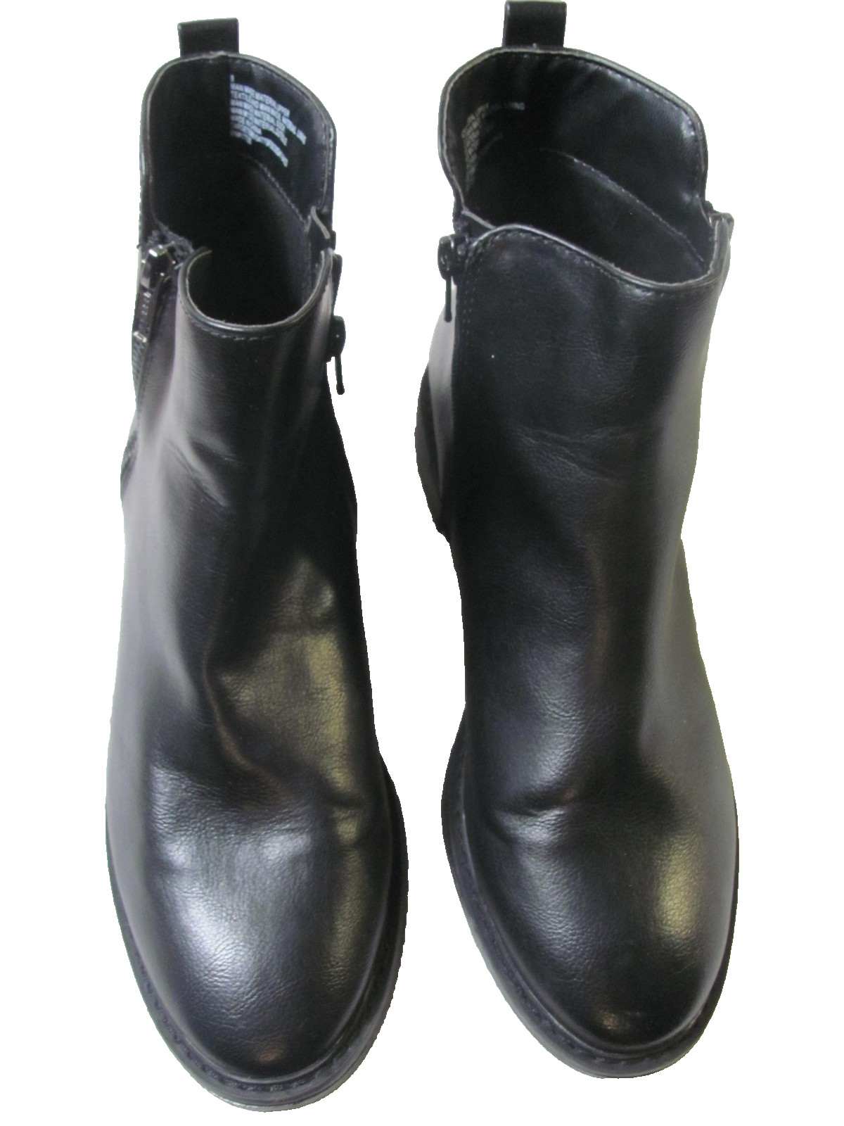 Woman’s Universal Thread Side Zip Round Toe Size 8 Black Ankle Boots Shoes