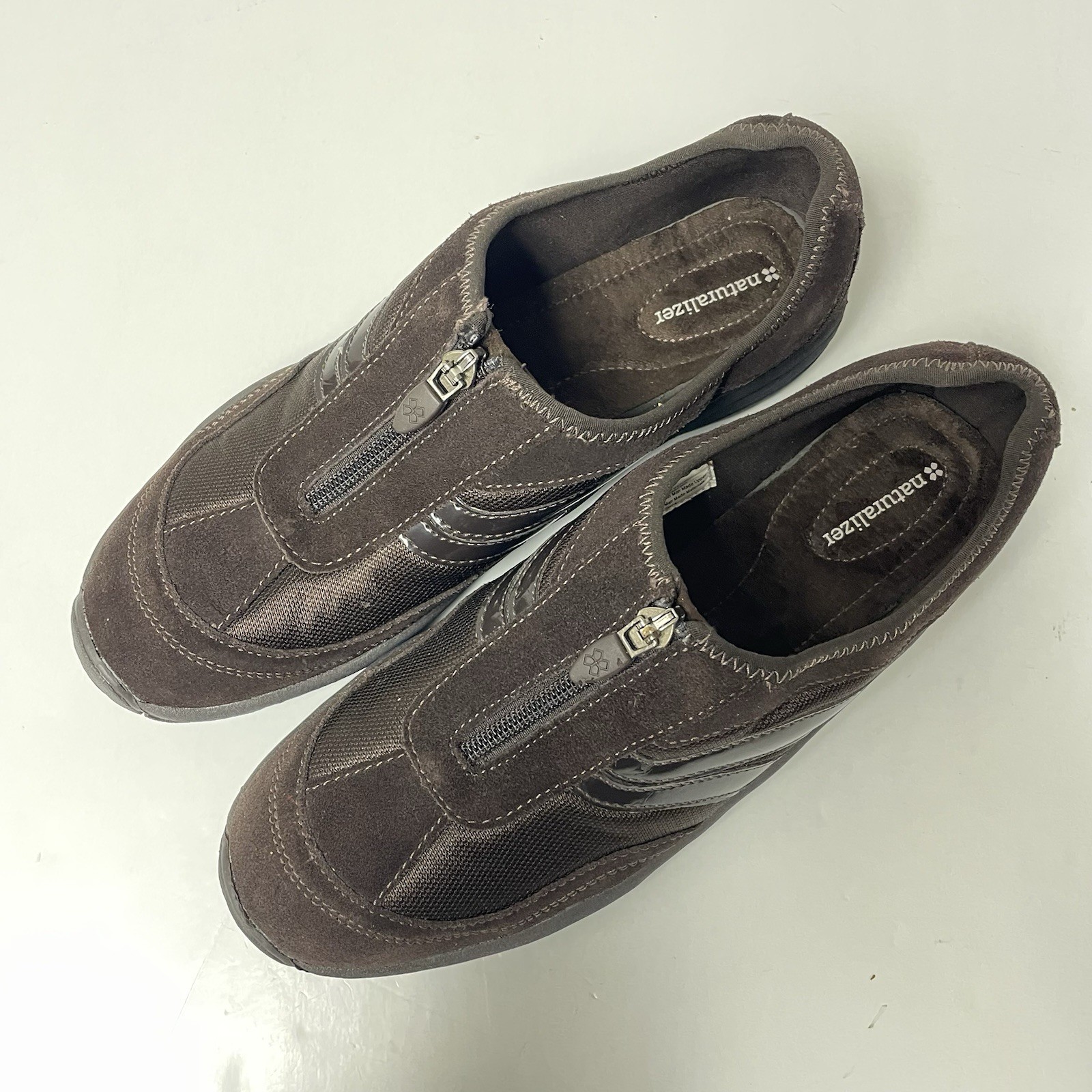 Women’s Size 8 Naturalizer Casual Shoes Brown Zip ,Leather & Man Made, EUC