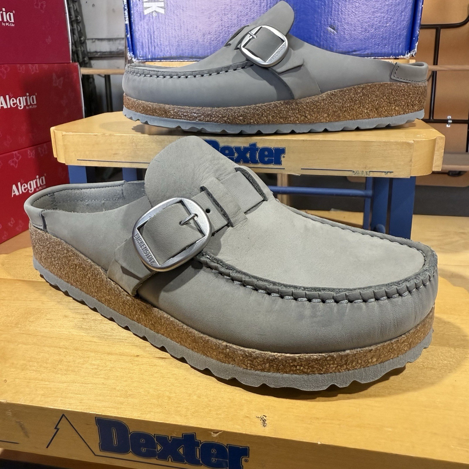 Birkenstock Buckley Dove Gray Closed-Toe Slip Ons Size 36 Narrow Fit
