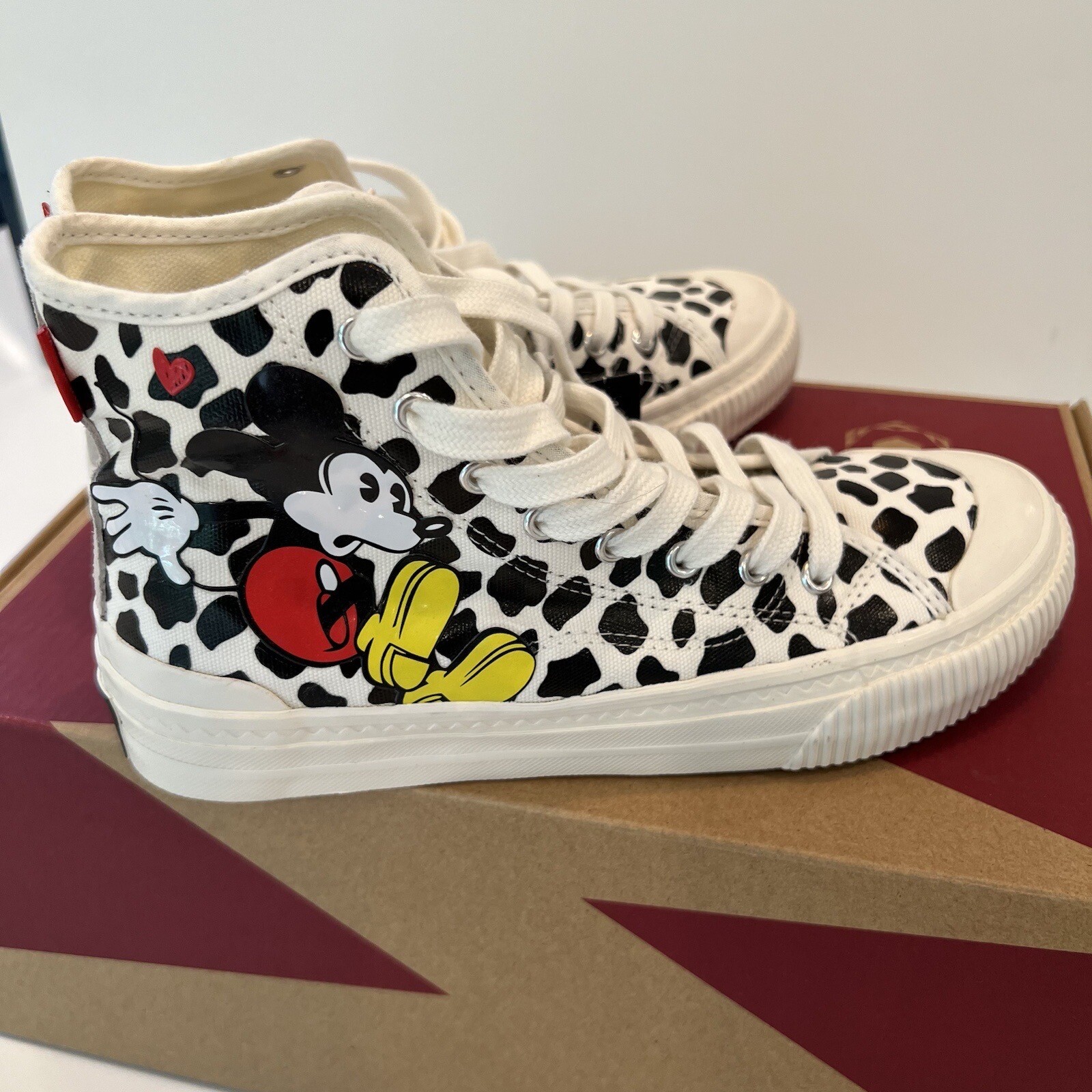 New Moa Concepts High Top Disney Sneakers Sz 37 / W6.5 / M5 Shoes Mickey Mouse