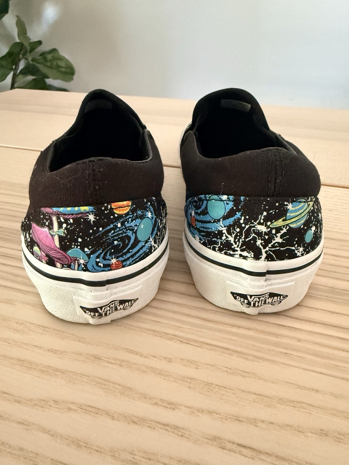 Vans Classic Slip-On Cosmic Glow Space Mushroom Shoes Men’s 5/ Women’s 6.5