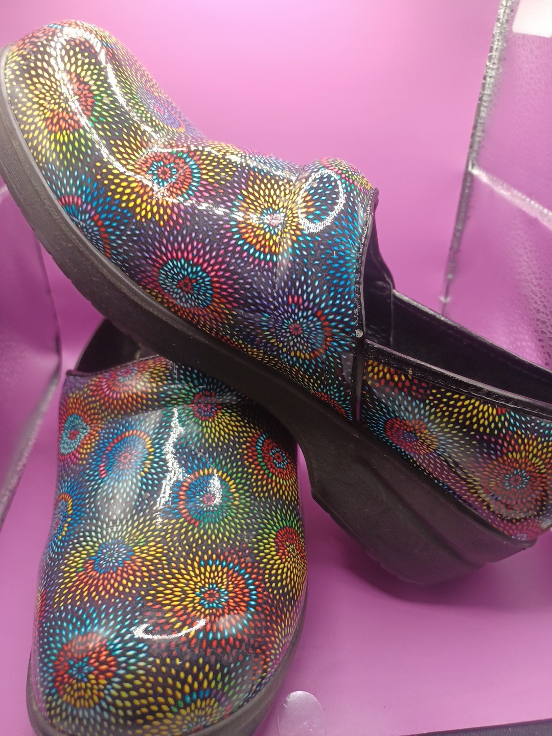 SAVVY BRANDY WOMEN’S NURSING SLIP RESISTANT CLOGS SHOES Sz 8 Fireworks