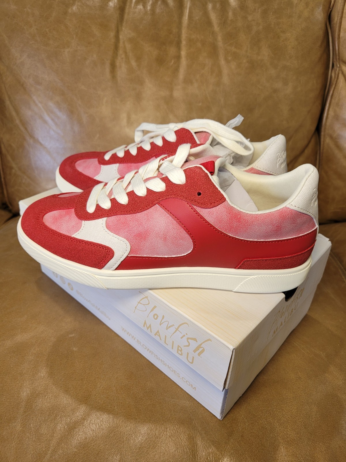Blowfish Malibu Tastic Red Smooth Sz 8