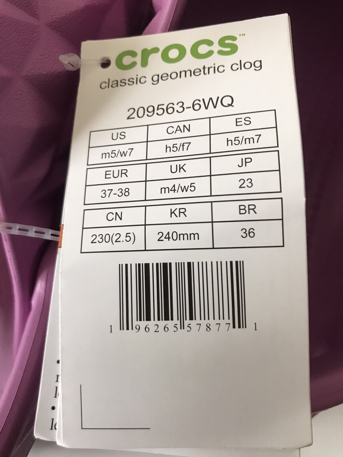 WOMEN’S CROCS MAUVE CLASSIC GEOMETRIC CLOG SIZE 7 BRAND NEW WITH TAGS