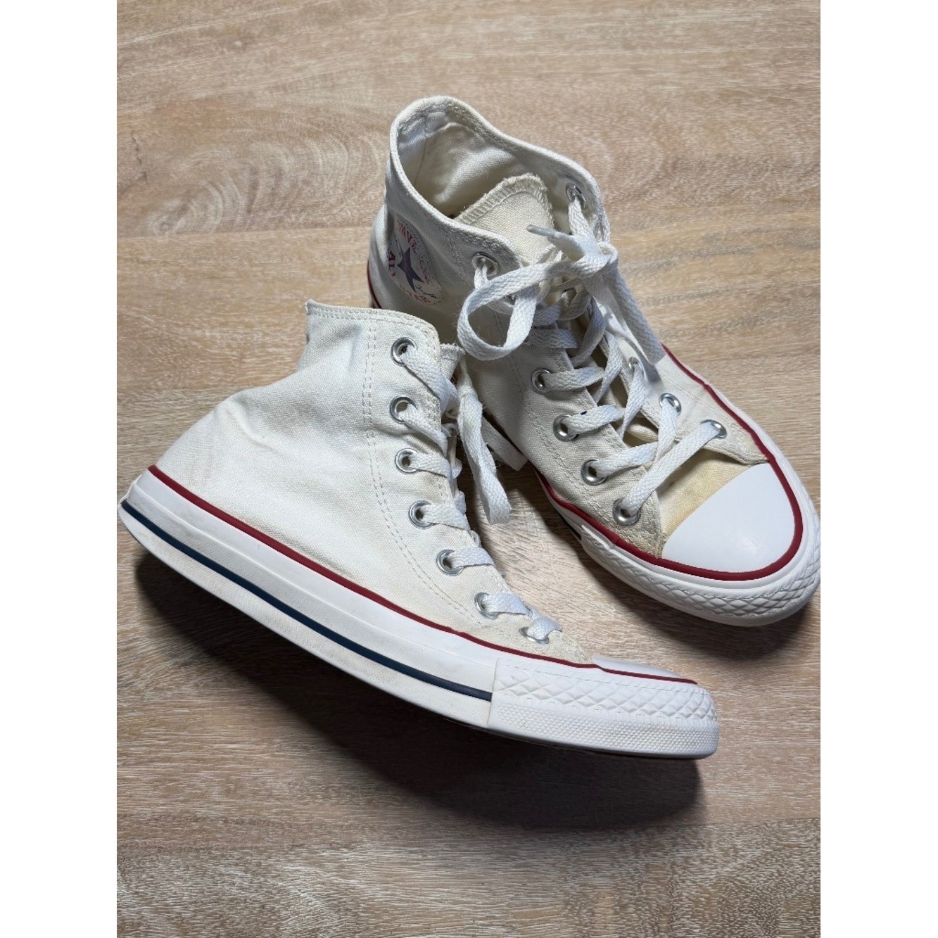 Converse Chuck Taylor All Star High Top Sneakers White Women’s 7/Mens 5 Unisex