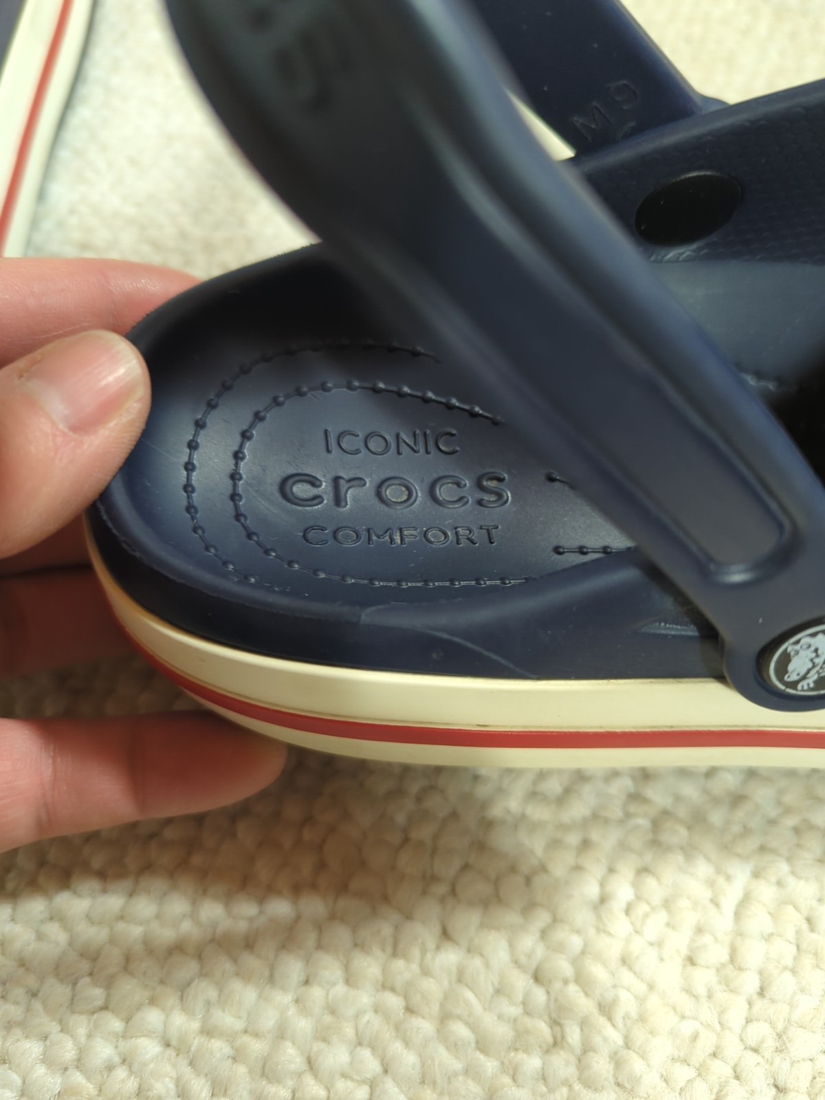 Crocs Crocband Clogs Blue White Red Stripe Women’s 9 Standard Fit Shoes