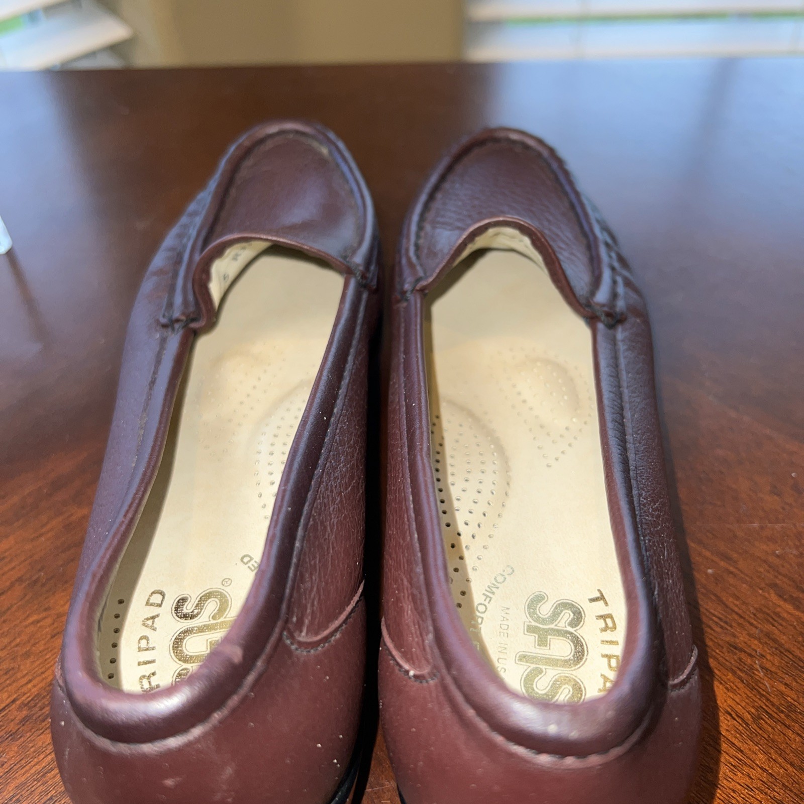 SAS Simplify Tripad Wine Loafer Shoes Sz 6.5 Comfort Support Walking Minimalist