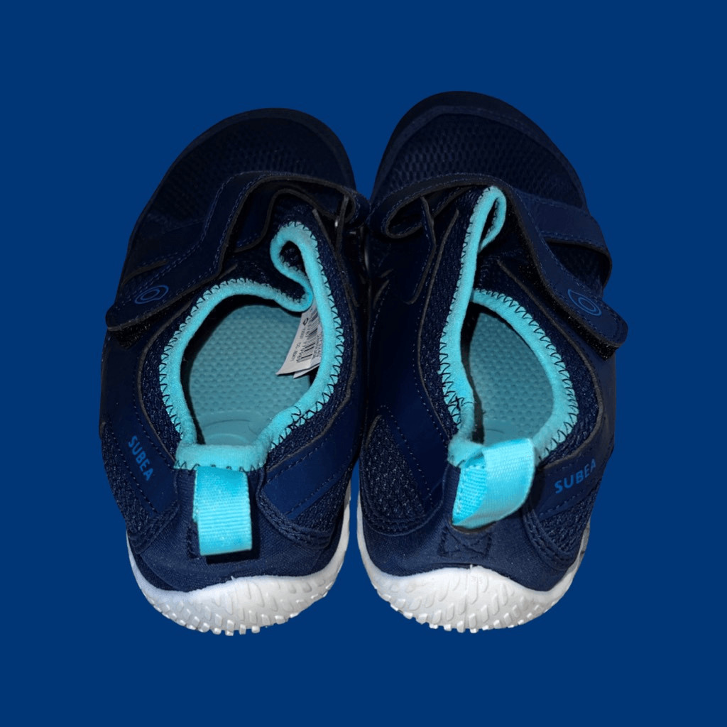 NWOB Subea Sneaker 120 Stretch Water Shoes Size 9 9.5