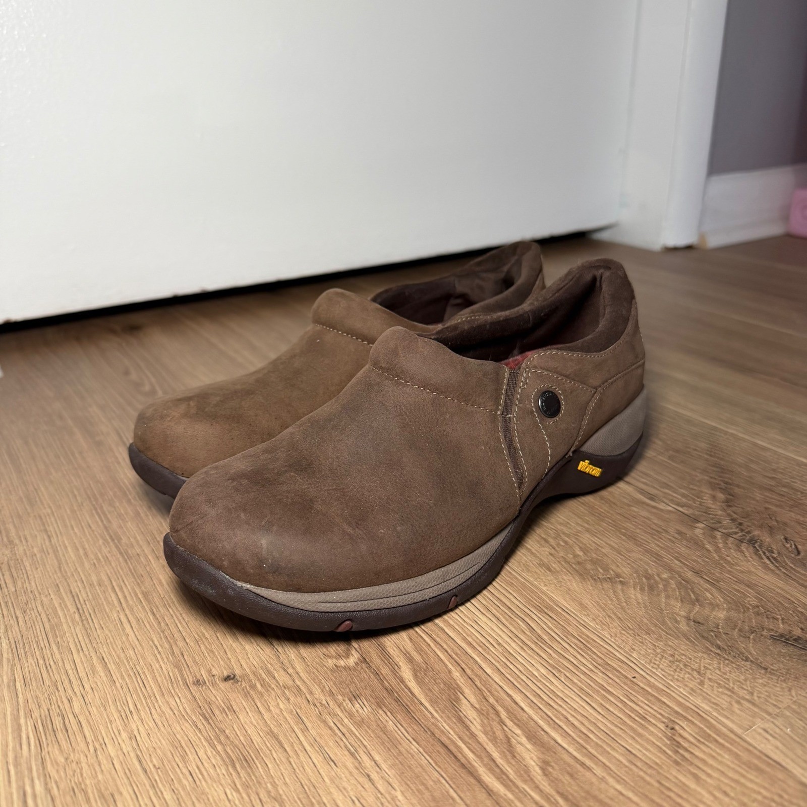 Dansko Patti Brown Burnished Suede size 38 shoes women’s comfort slip on