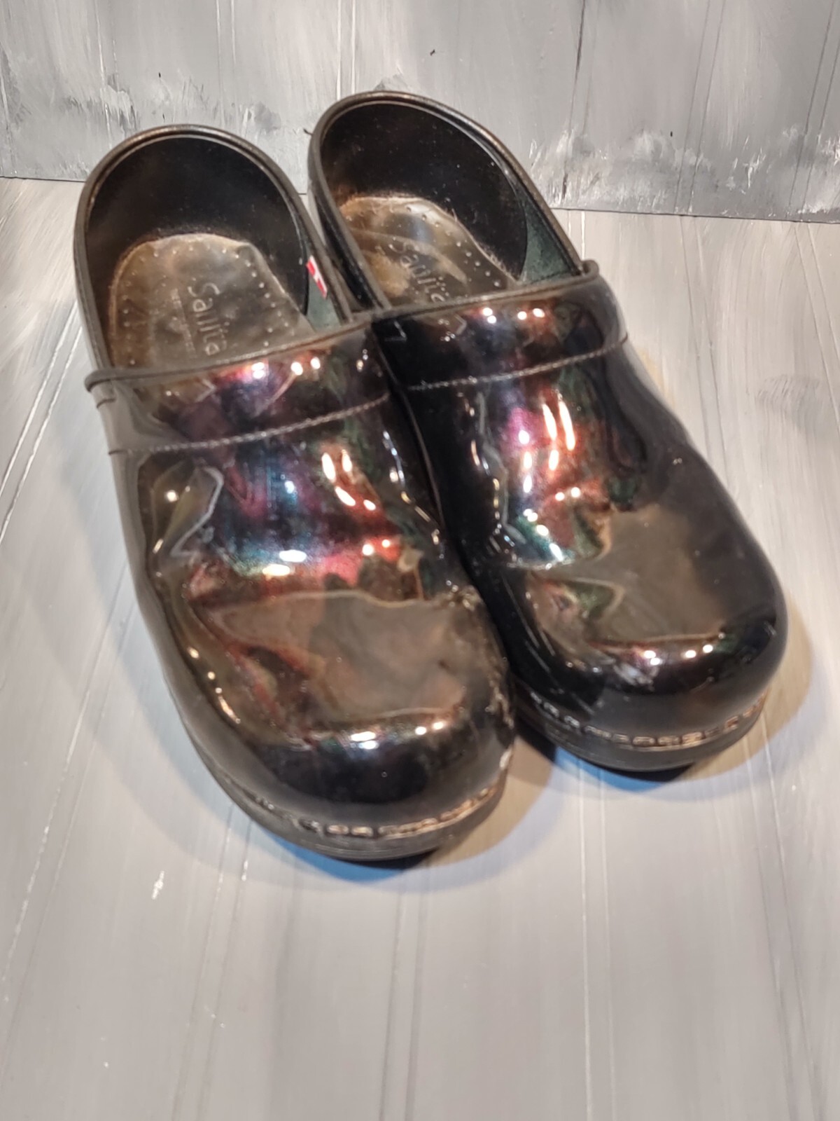 Sanita Professional The Original Danish Black Leather Shimmer Clogs Women 39/8.5
