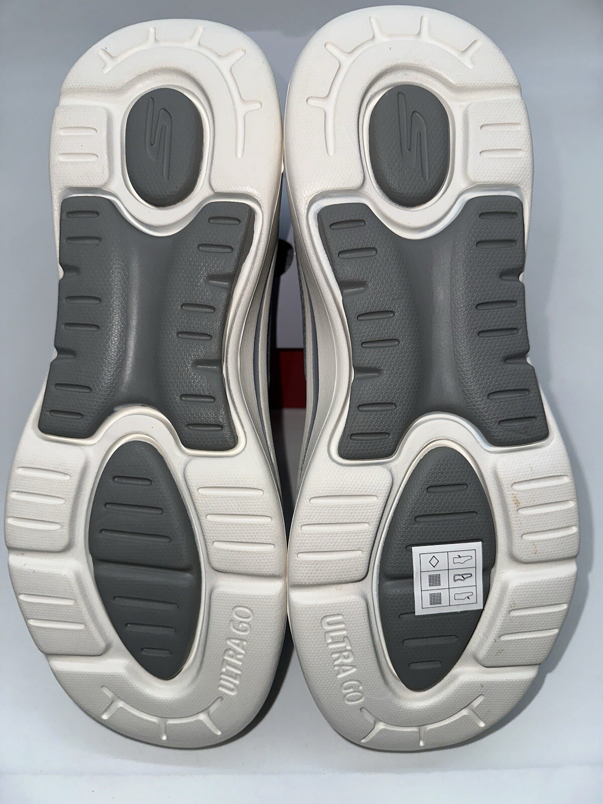 Tried On Skechers Women’s Go Walk Arch Fit Jersey Slip-On Sz 10 Grey
