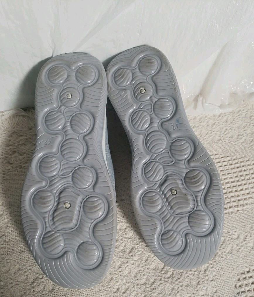 Womens Slip On Shoes Mesh Light Gray EU 42 Womens 9 Walking Cruise Beach Casual