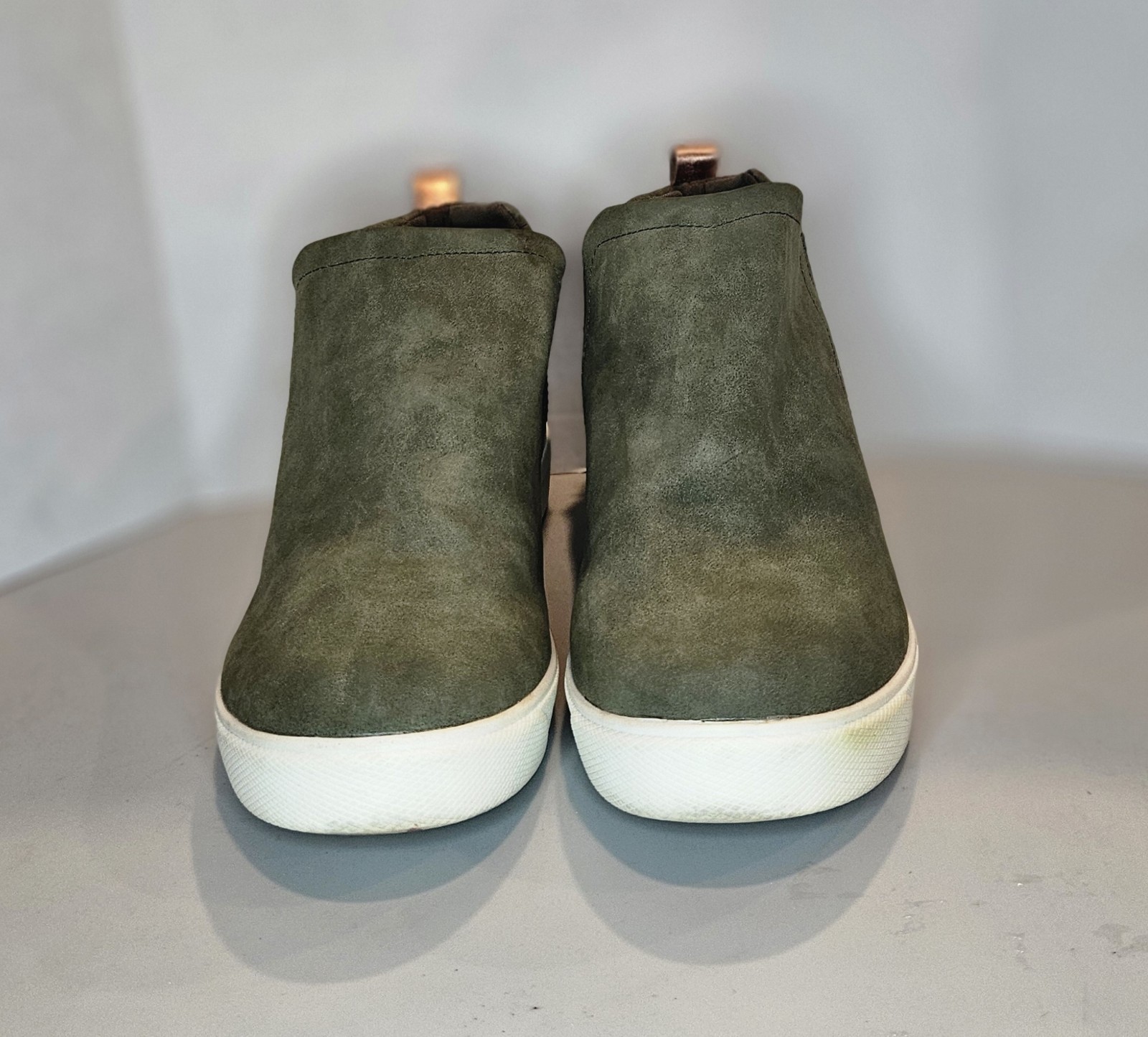 Ryka Womens Vera Comfort Wedge Sneaker Olive 9 Wide Ankle Boot Walking Shoe EUC