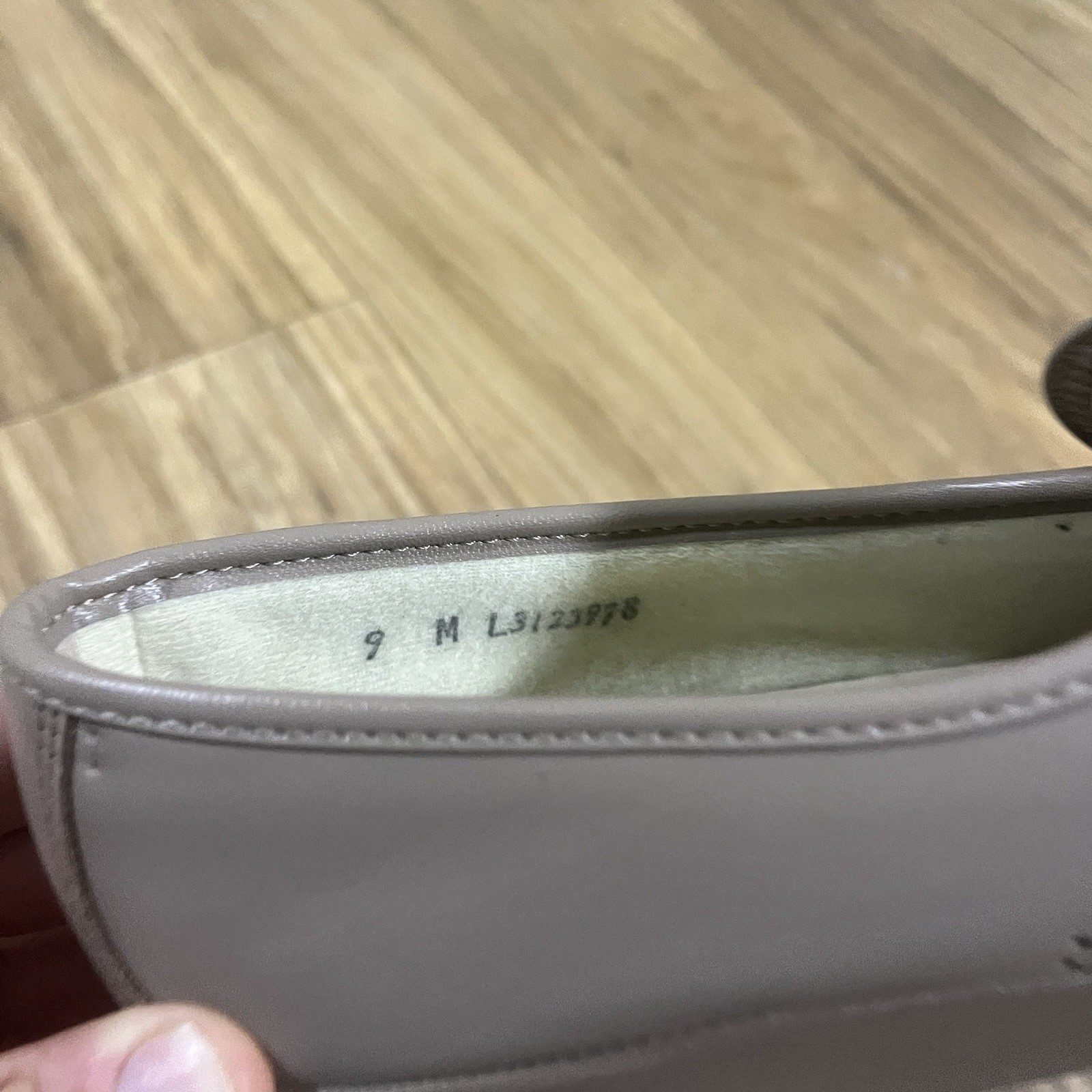 SAS Classic Moccasin Shoes Womens Size 9 M Mocha Leather Slip On Comfort Loafers