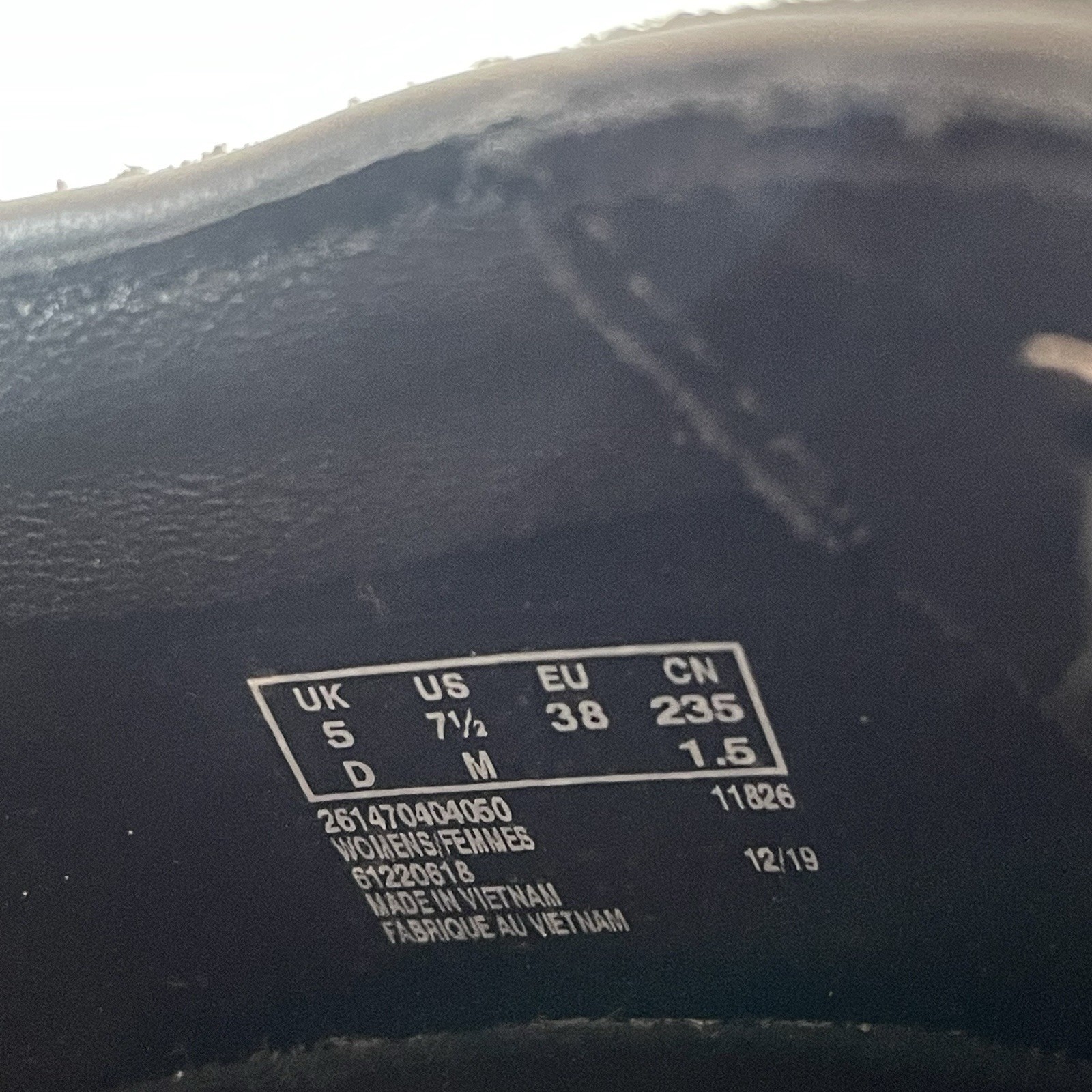 Clarks Desert London Black Suede Women’s Oxfords Shoes US 7.5 / UK 5 / EU 38