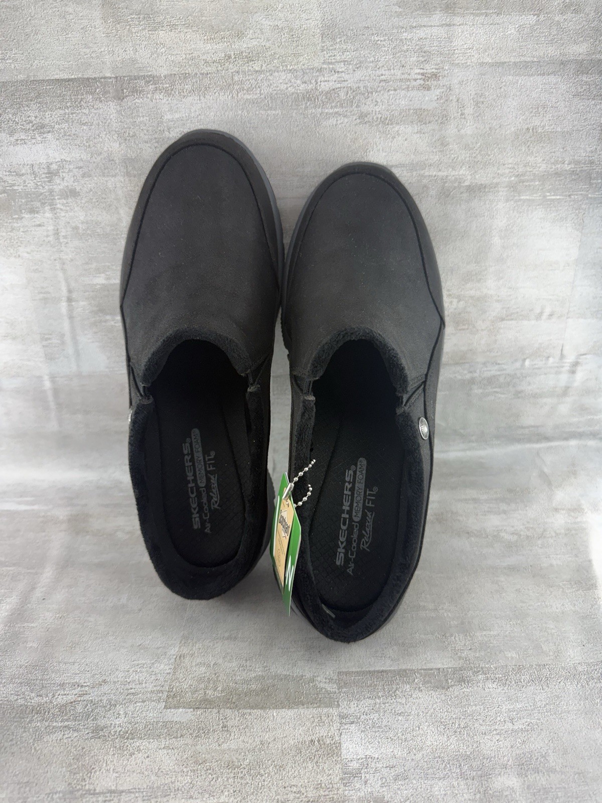 Skechers Women’s Relaxed Fit Easy Going Slip On Latte 2 Sneaker Women’s Size 8.5
