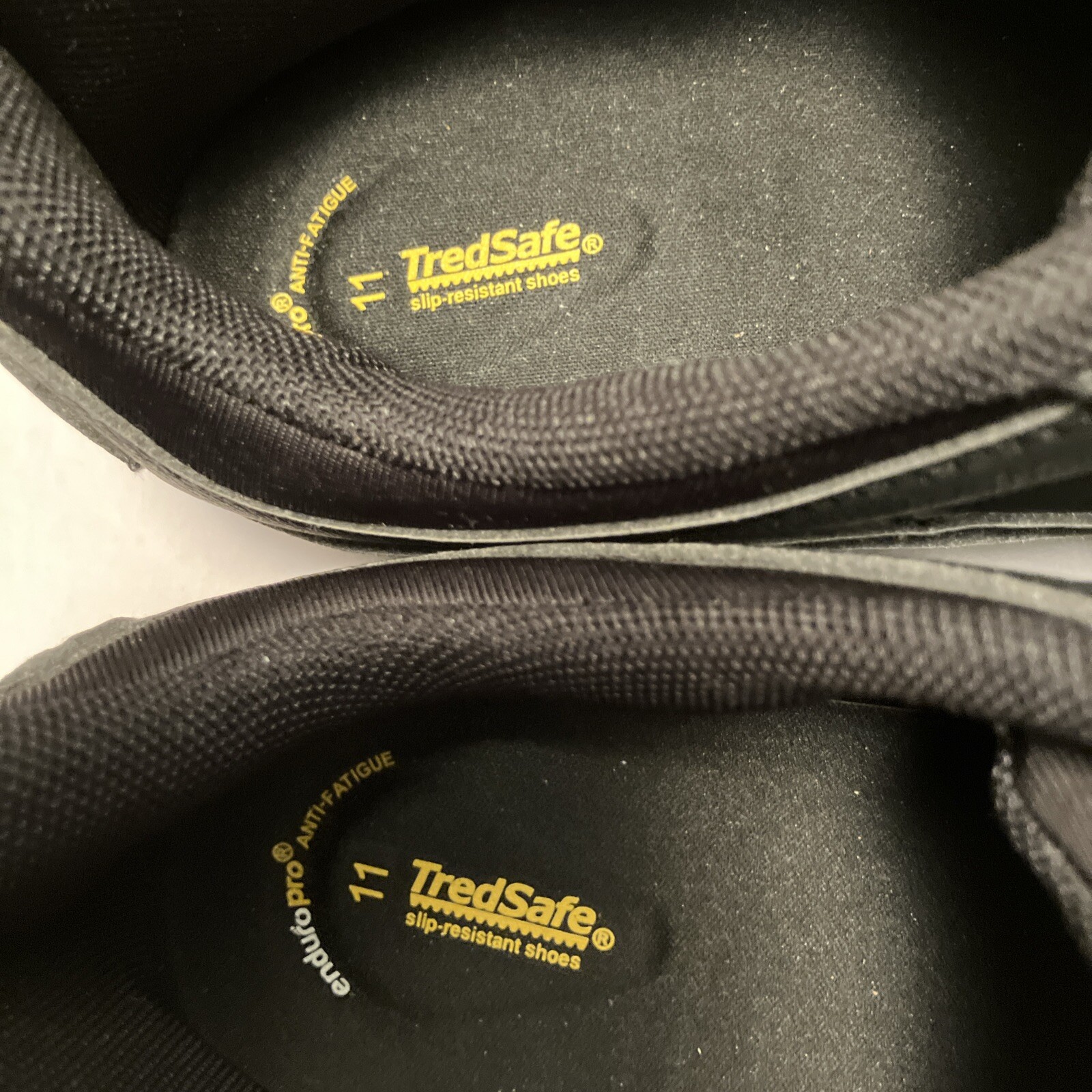 NWT TredSafe Claire Women 11 Slip Resist Black Bungee Slip on Cushion Work Shoes