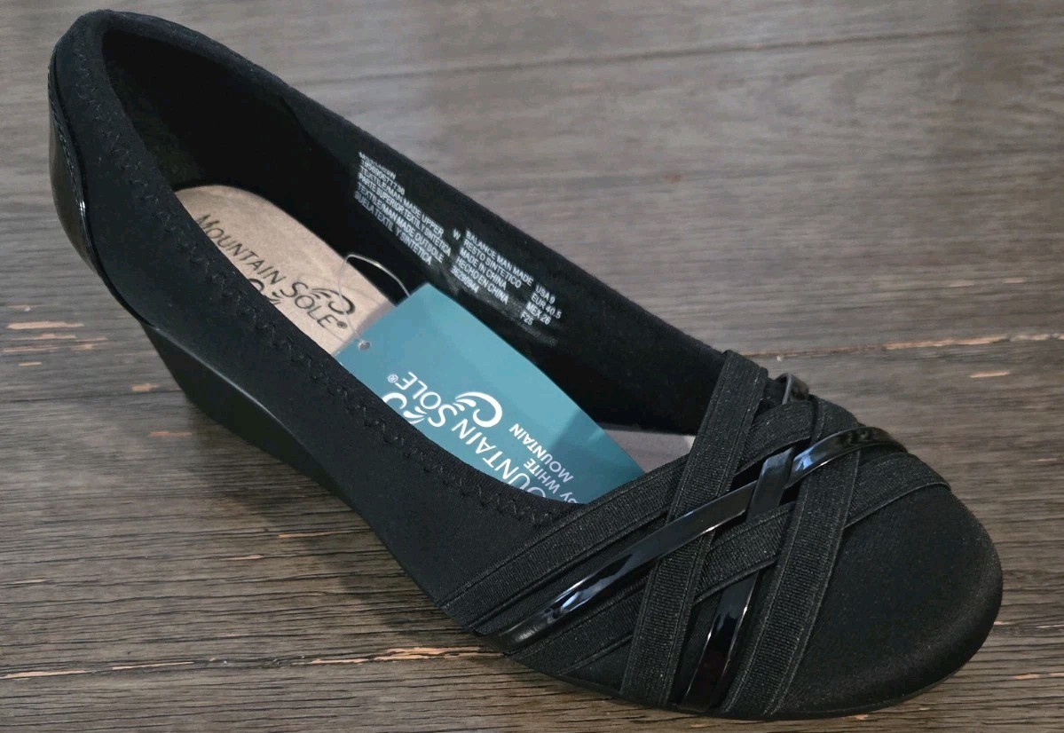 New Cliffs by White Mountain Bowie Wedge Women’s Shoes Wide Width Multi-Size