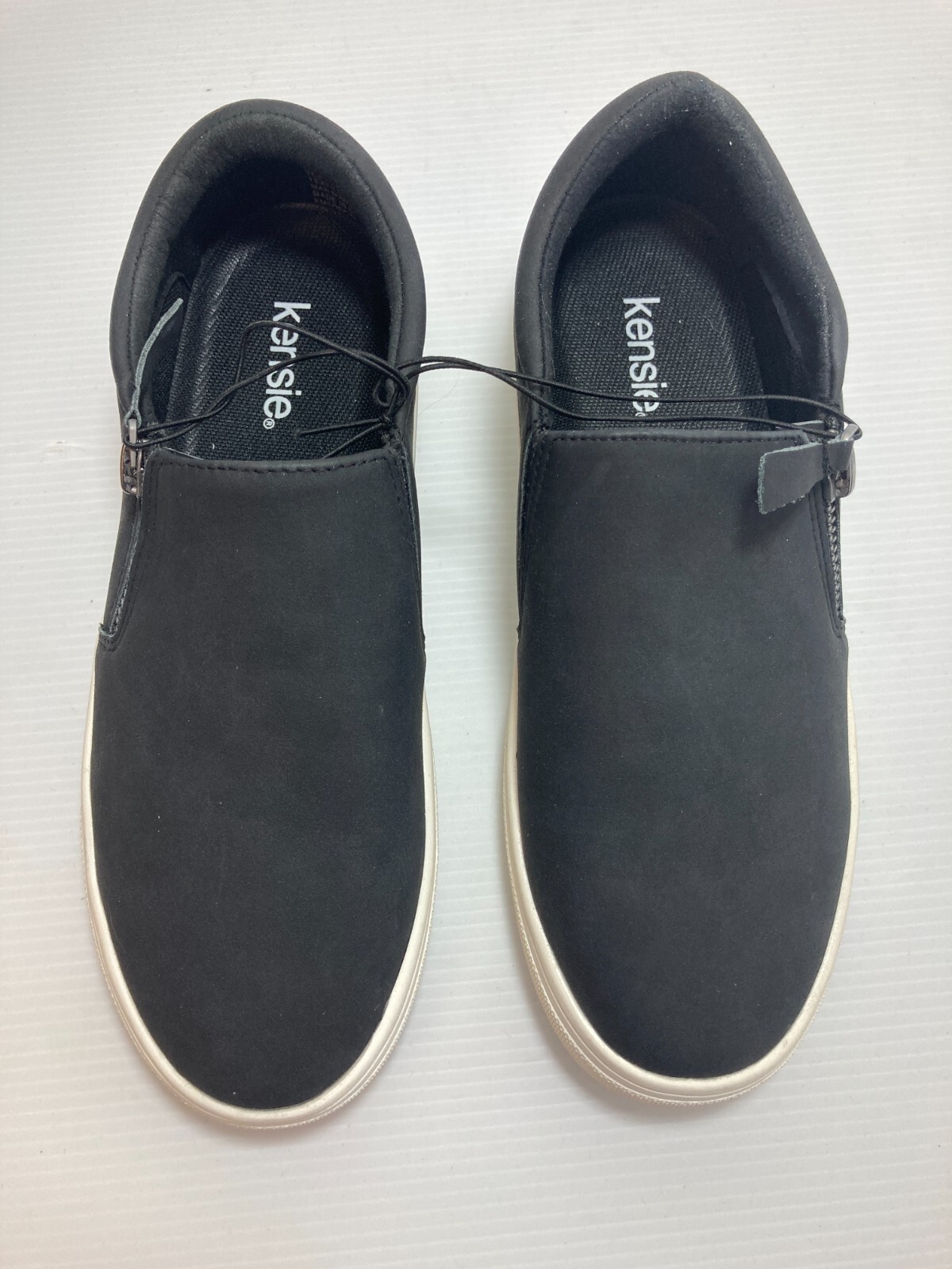 Kensie Ladie’s Black Soren Faux Suede Women’s Side Zipper Shoe – NEW