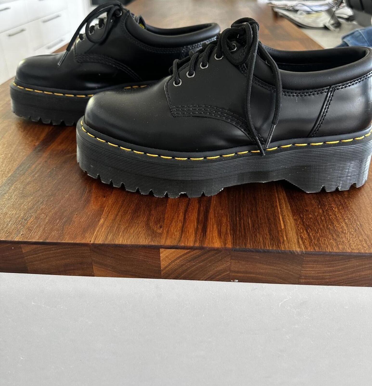 Dr. Martens 8053 Quad Black Platform Leather Shoes – 10 EUC