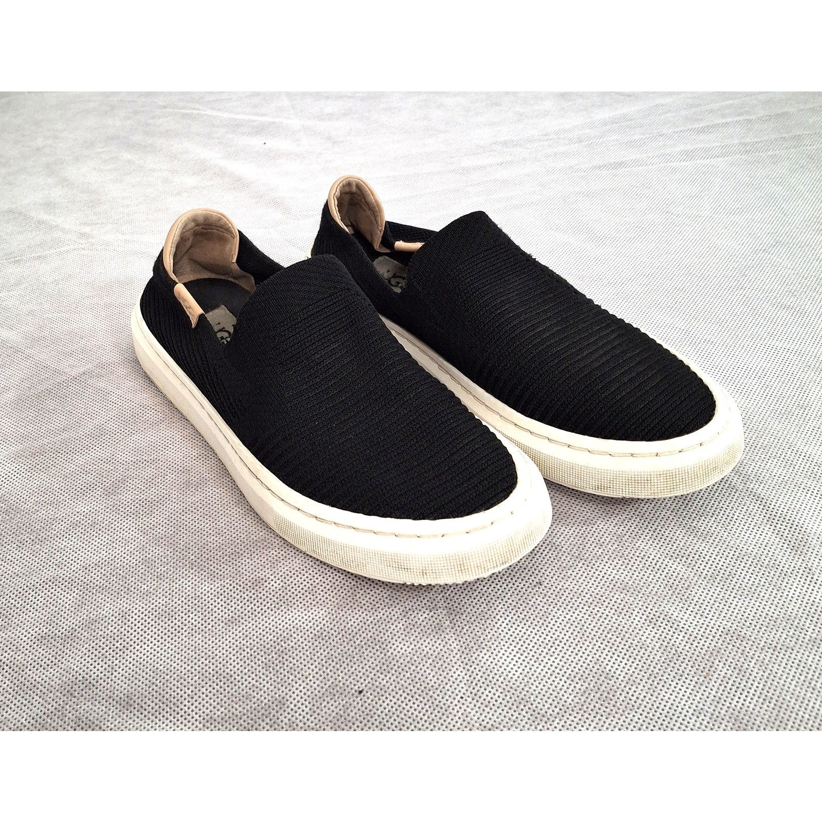 UGG Slip on Black Tennis Boat Shoes Size 6.5 Comfort Shoes