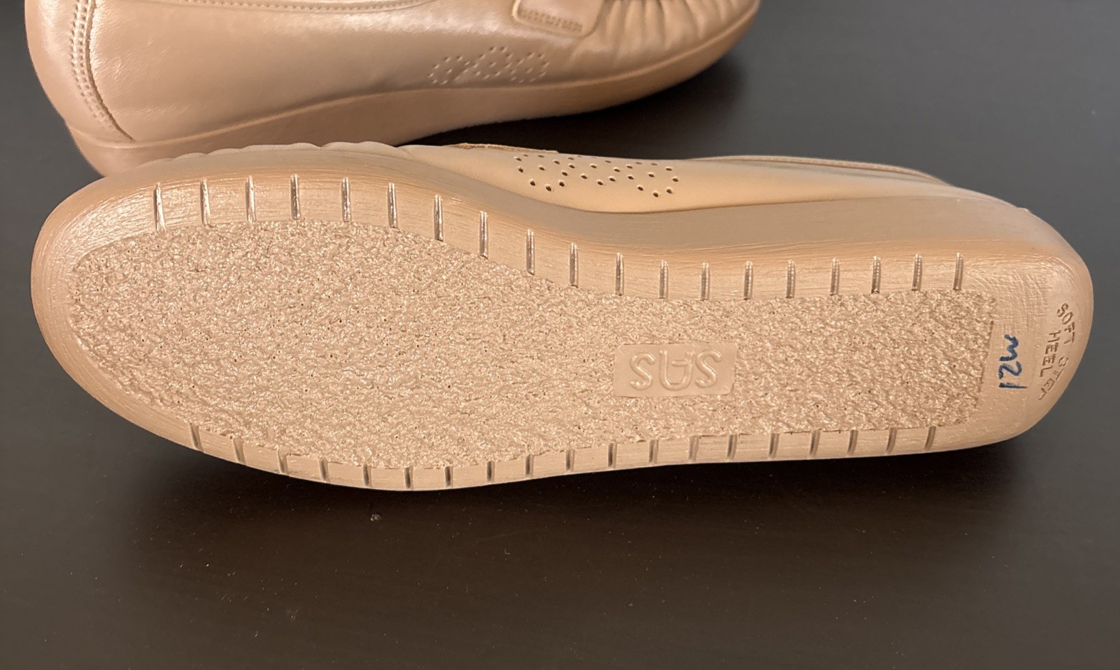 SAS Classic Mocha Hand Sewn Leather Slip On Comfort Penny Loafers Women’s 10