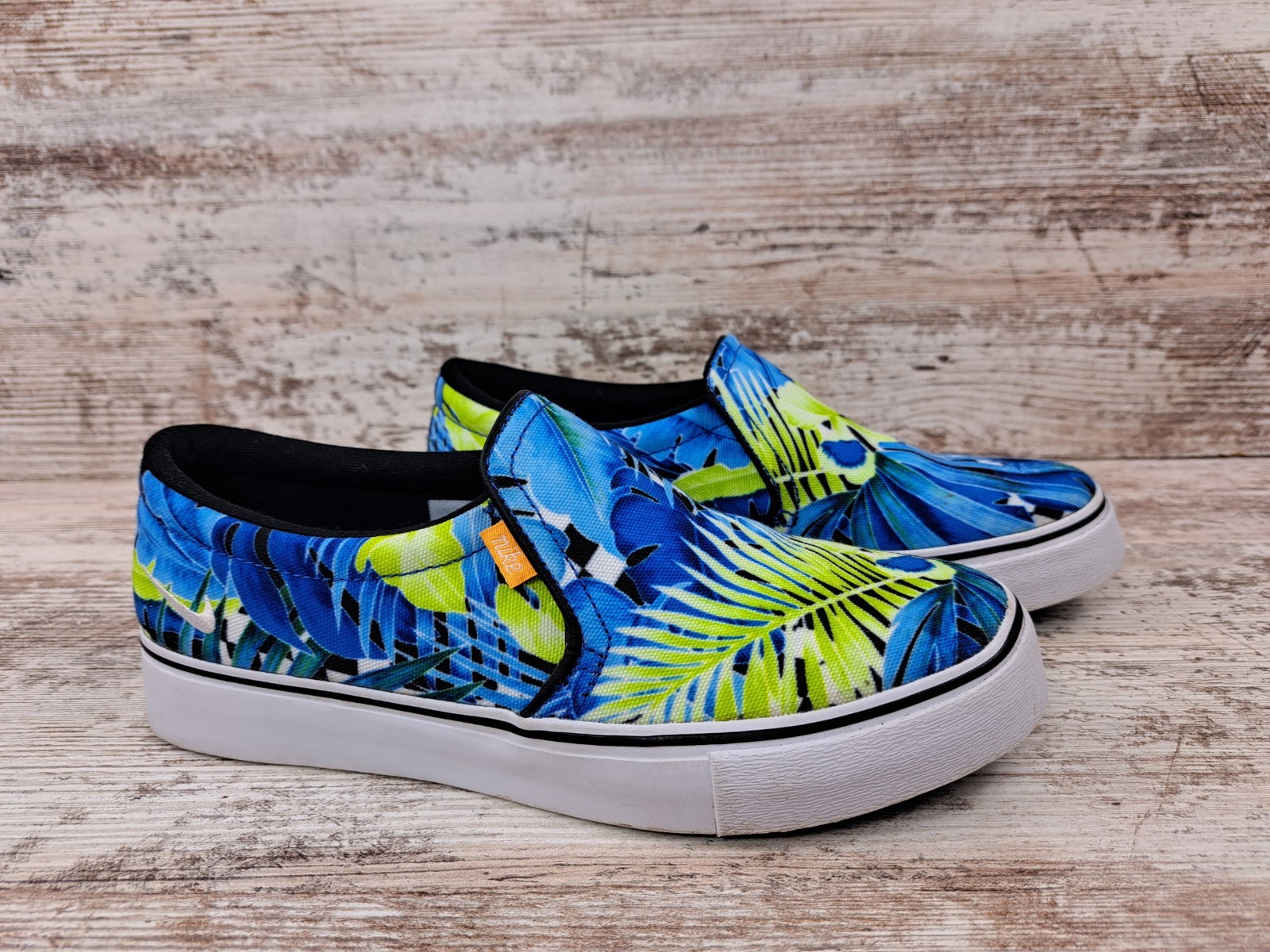 Nike Court Royale AC Slip On Canvas Casual Tropical Beach Shoes Womens Size 6