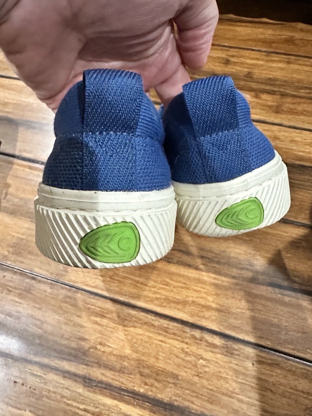Cariuma Mineral Blue Knit Slip-on Sneaker Size 6 Loafer Easy On Sustainable