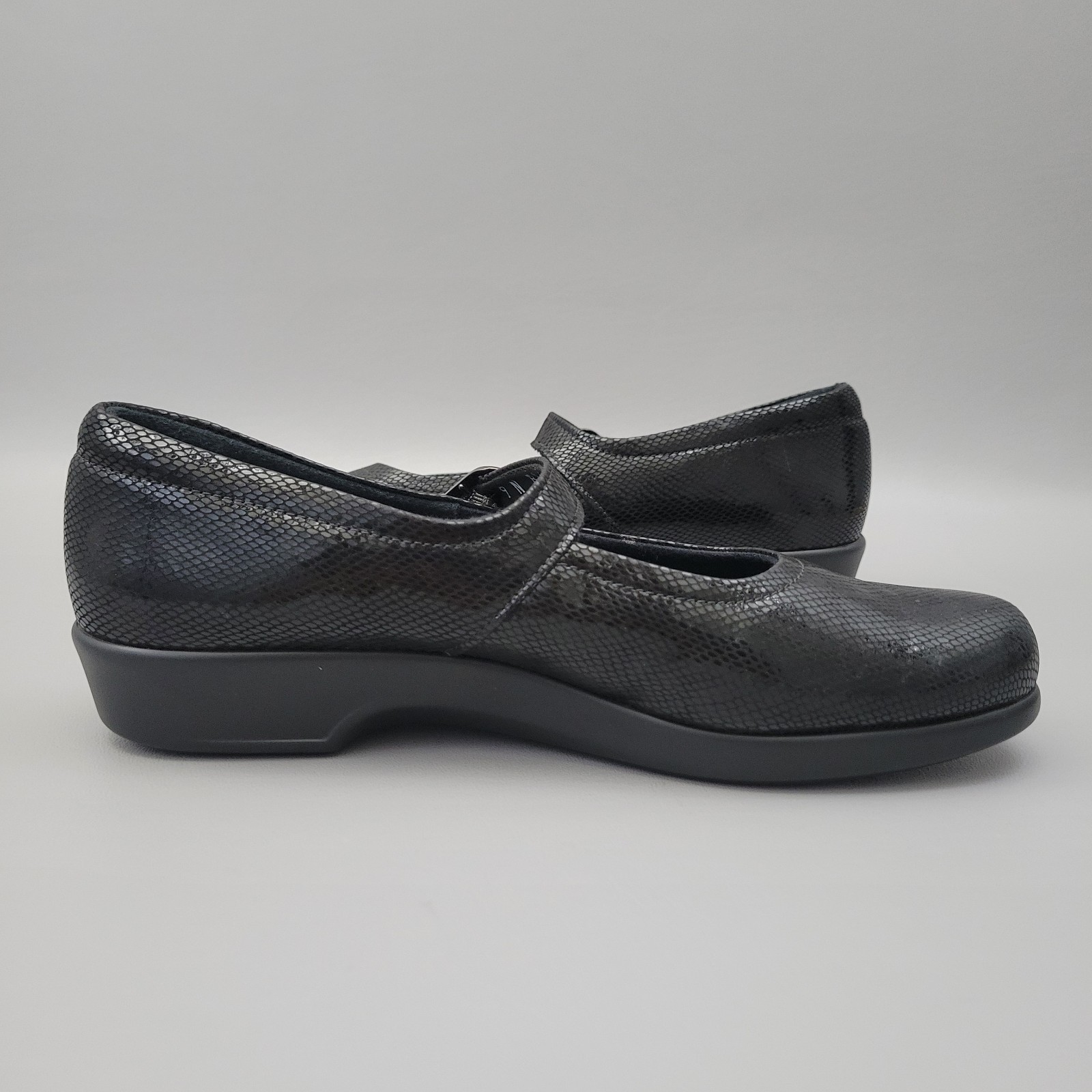 SAS Maria Black Leather Mary Jane Comfort Shoes Snake Print Womens Size 9 N