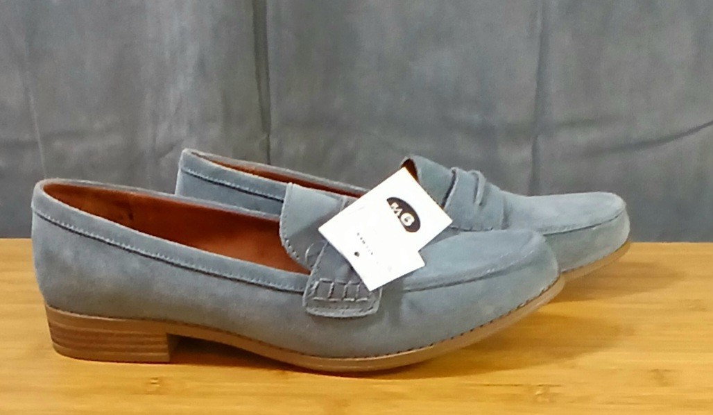 Universal Thread Blue Loafers Slip On Casual Leather Upper Shoes SZ 9 12 Womens