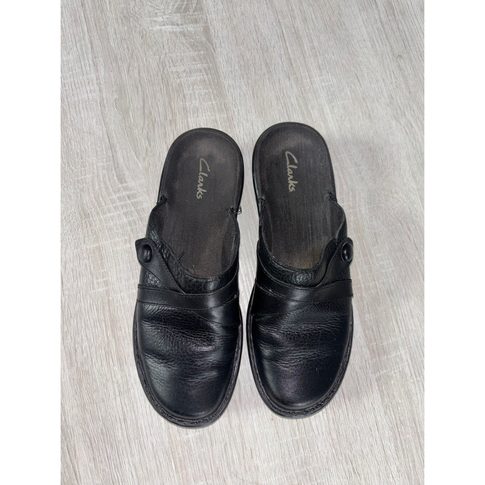 Clarks Womens Black Leather Slip On Mules Wedge Clogs Button Detail Shoes Size 7
