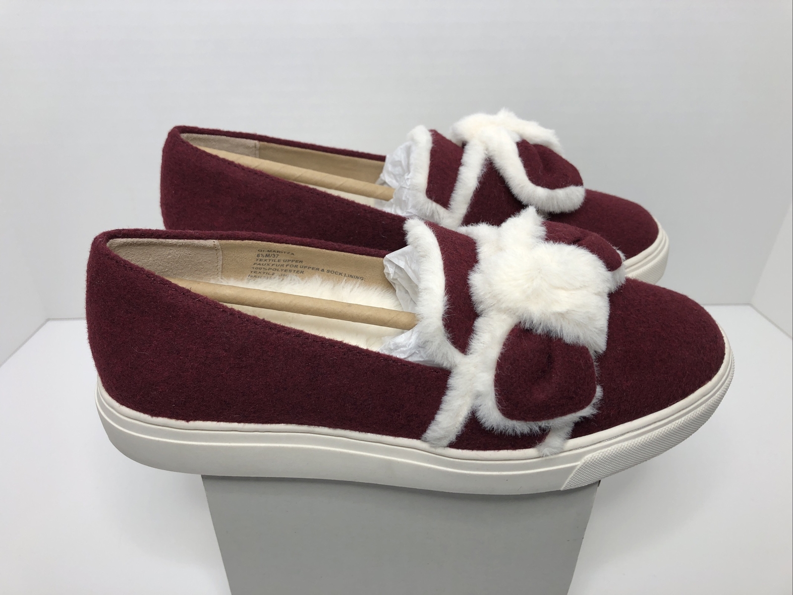 Women’s Sneaker Size 6.5 Burgundy Maritza by G.I.L.I.