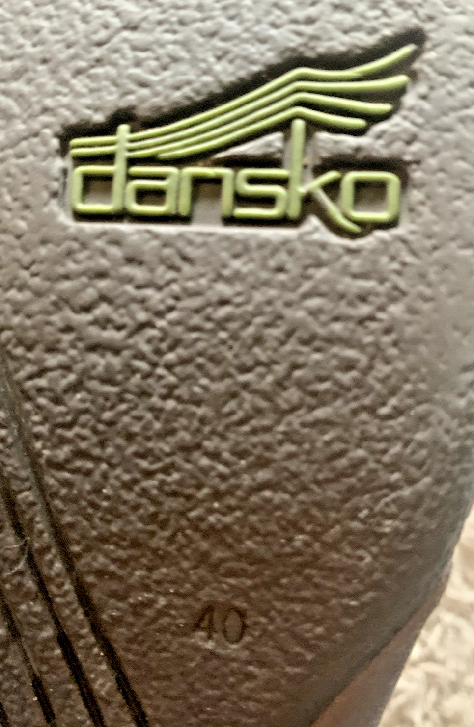 Dansko Brown Leather Clogs Slip-On Shoes Women’s Size 9.5-10 Decorative Button