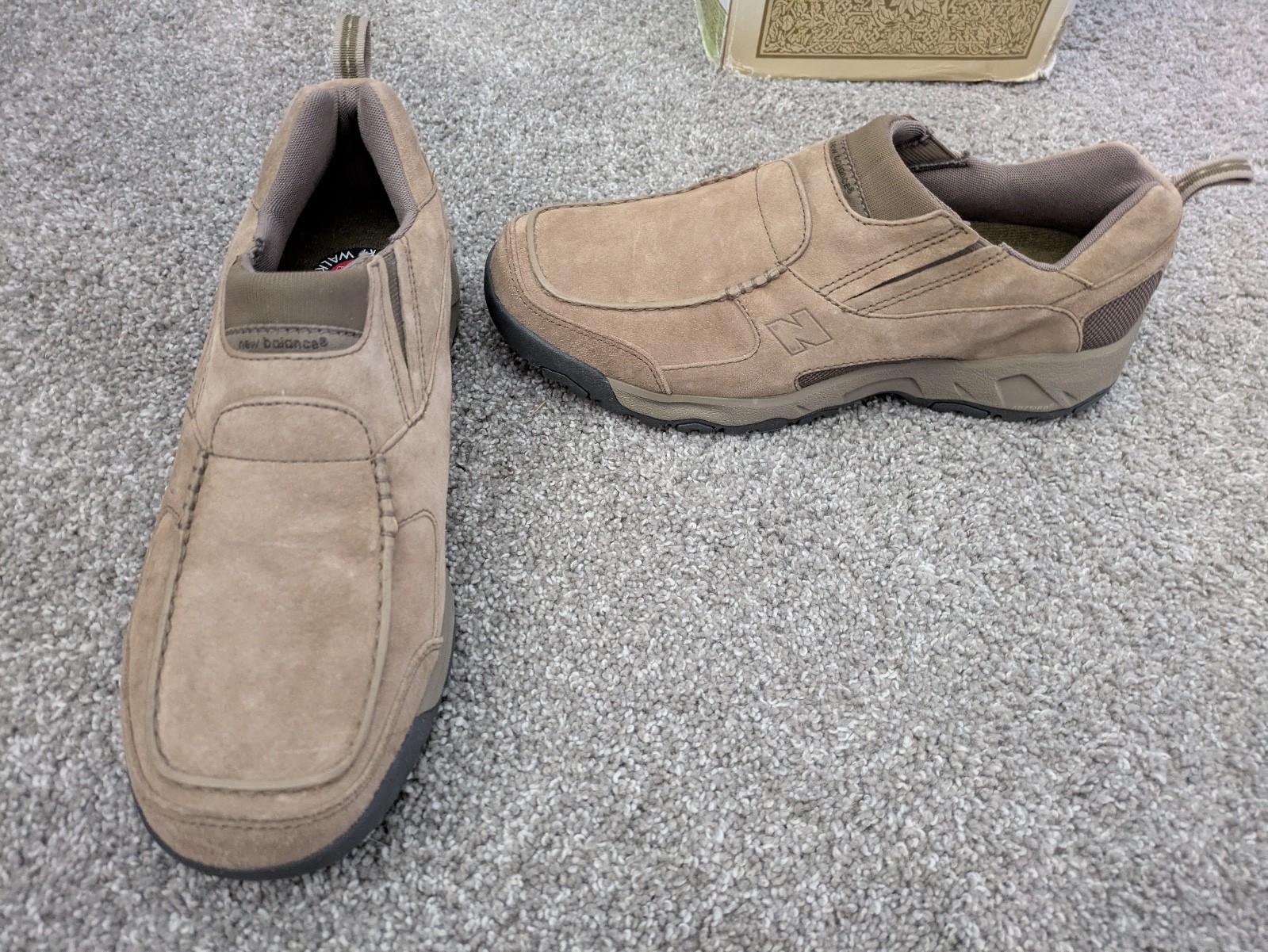 New Balance Women’s Country Walk Slip On Hiking Walking Shoe Tan Suede Size 11