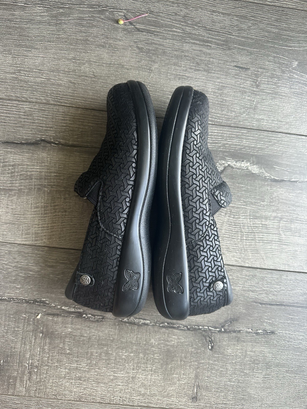 Alegria Keli Women’s Black Geometric Leather Slip-On Slip Resistant 40