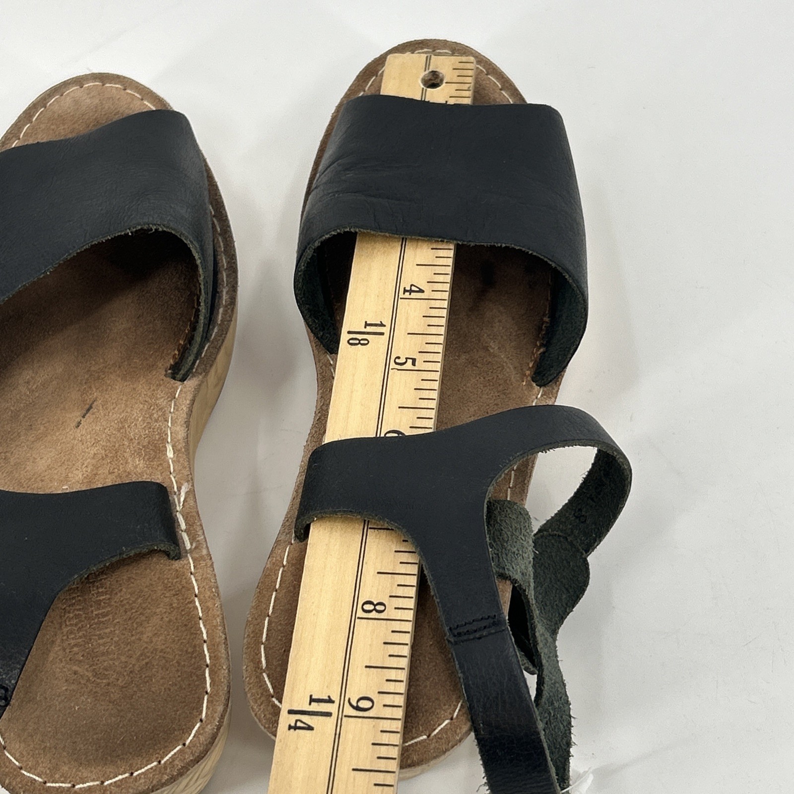 Urban Outfitters Leather Clogs Sandals Womens Size 8 (Fit 7.5) Black Wooden