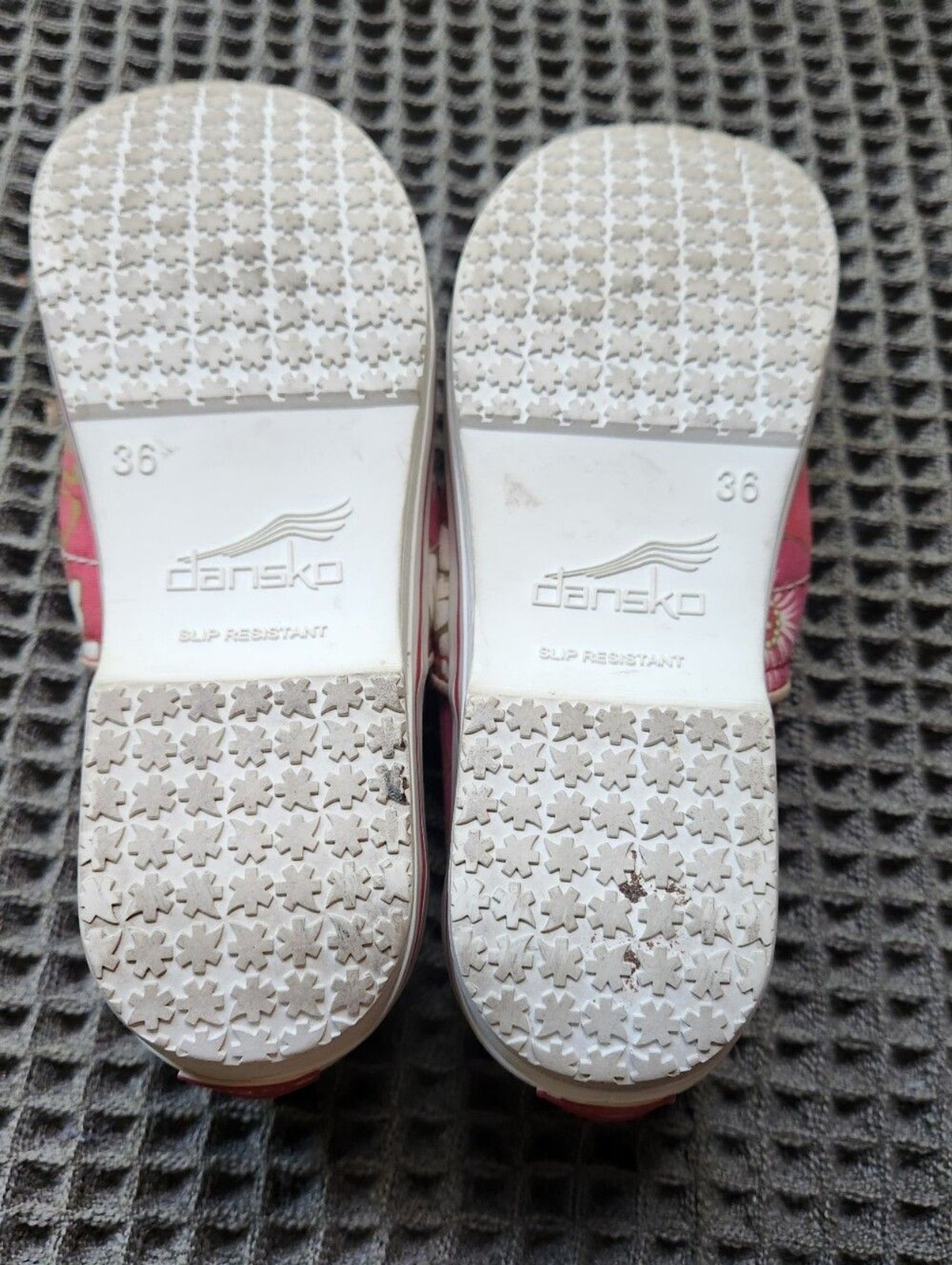 Dansko Womens Shoes Volley Size 7.5 M EUR 36 Vegan Loafer Clog Pink Floral Cloth
