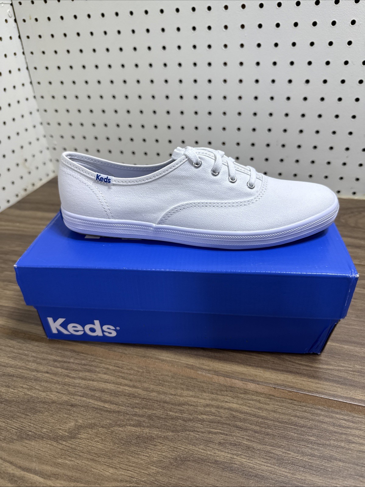 Keds Champion Sneakers Womens US 7.5S White Canvas Low Top Casual Shoes