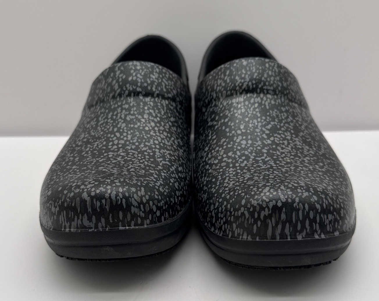 Crocs Dual Comfort Slip-On Spotted Clog Shoes Womens Sz 10