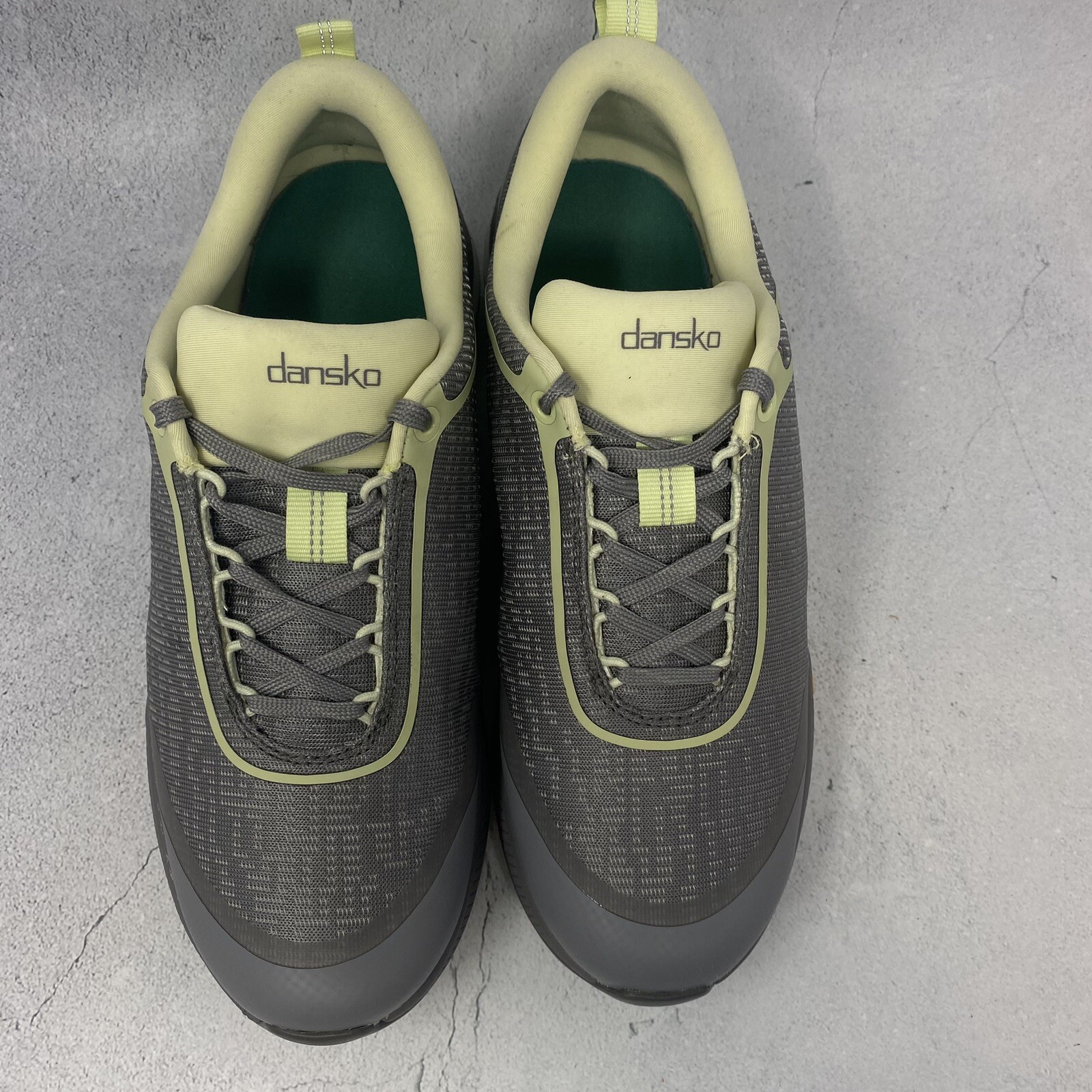 Dansko Women’s Makayla Beige Outdoor Sz 39 US 8.5 – 9 M Waterproof Sneakers