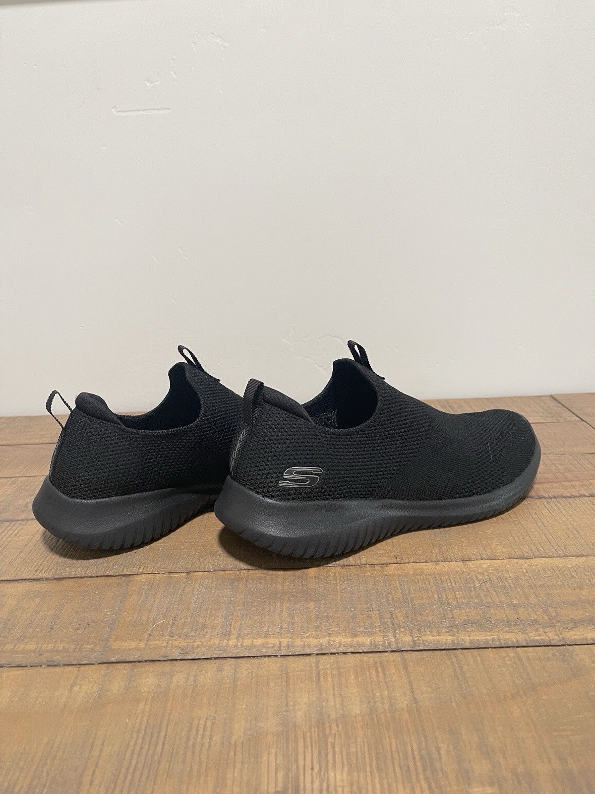 Skechers Air-cooled Memory Foam Black Shoes